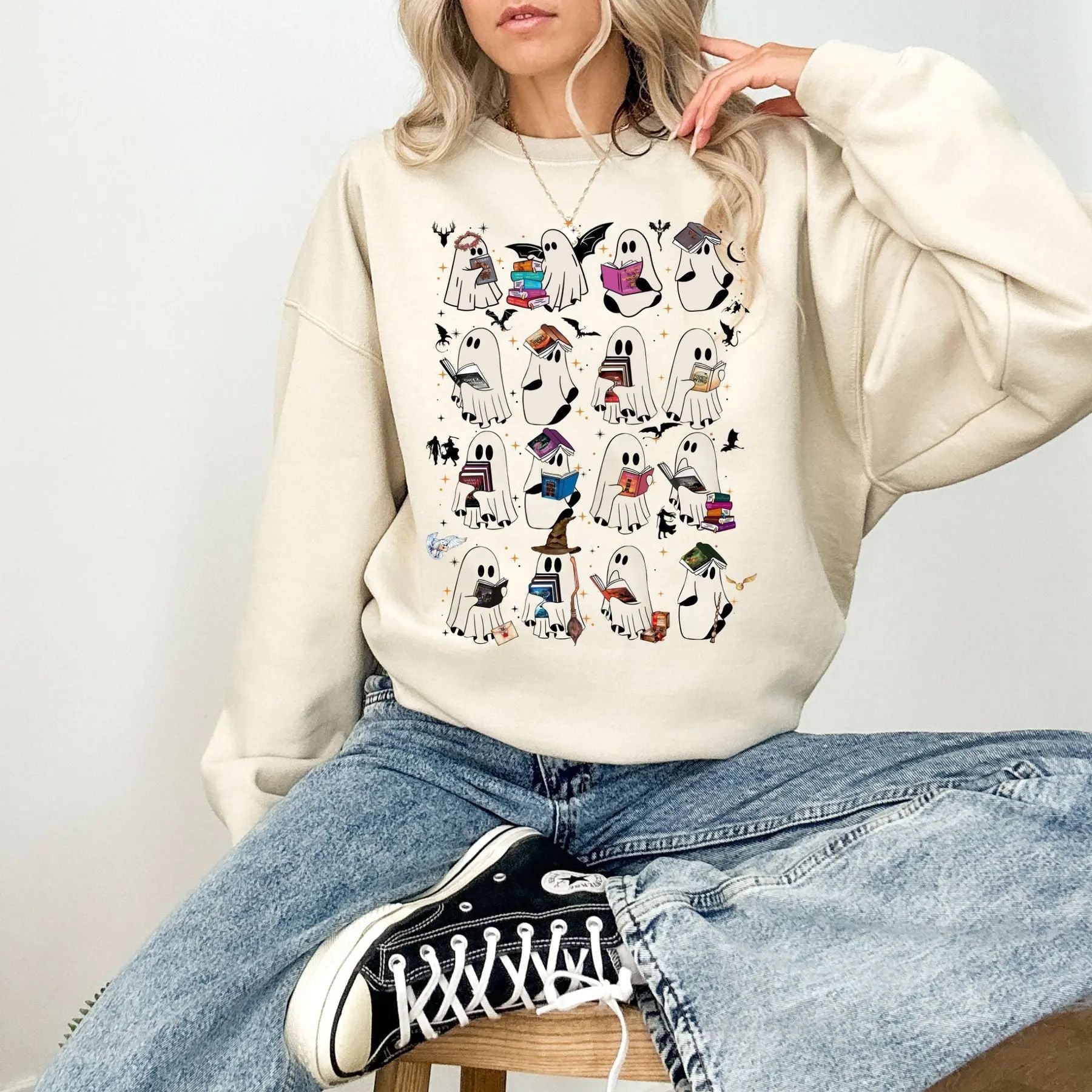 Retro Ghost Book Sweatshirt – Fourth Wing, ACOTAR & SJM Book Lover Gift