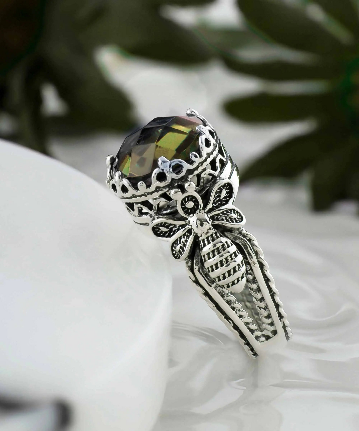 Bee Detailed Alexandrite Gemstone Filigree Art Women Silver Cocktail Ring