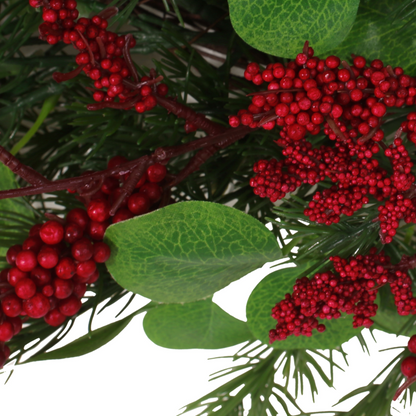 25.5" LEAVES/BERRY WREATH