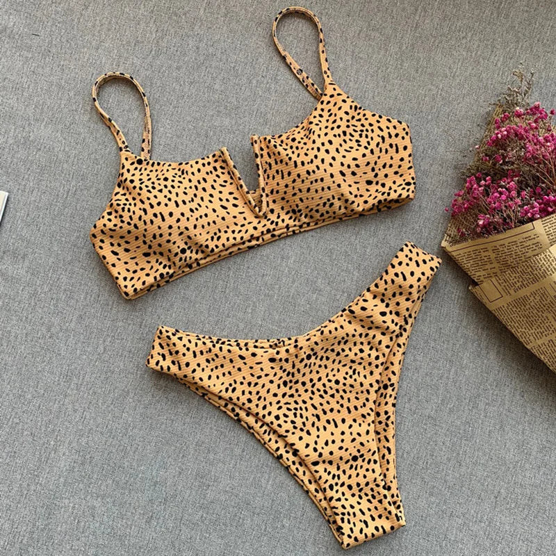 V-Bar Underwired Polka Dot Bikini 2025 Women Swimsuit Female Swimwear Two Pieces Bikini Set Ribbed High Cut Bathing Suit Swim