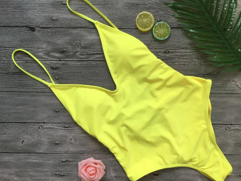 2026 V Neck Scrunch Butt Female Swimwear One Piece Swimsuit Women Backless Monokini Sexy High cut Bathing Suit Swim Bodysuit