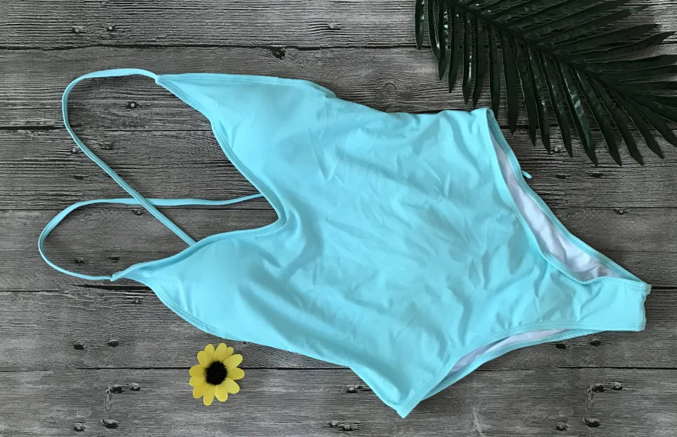 2026 V Neck Scrunch Butt Female Swimwear One Piece Swimsuit Women Backless Monokini Sexy High cut Bathing Suit Swim Bodysuit