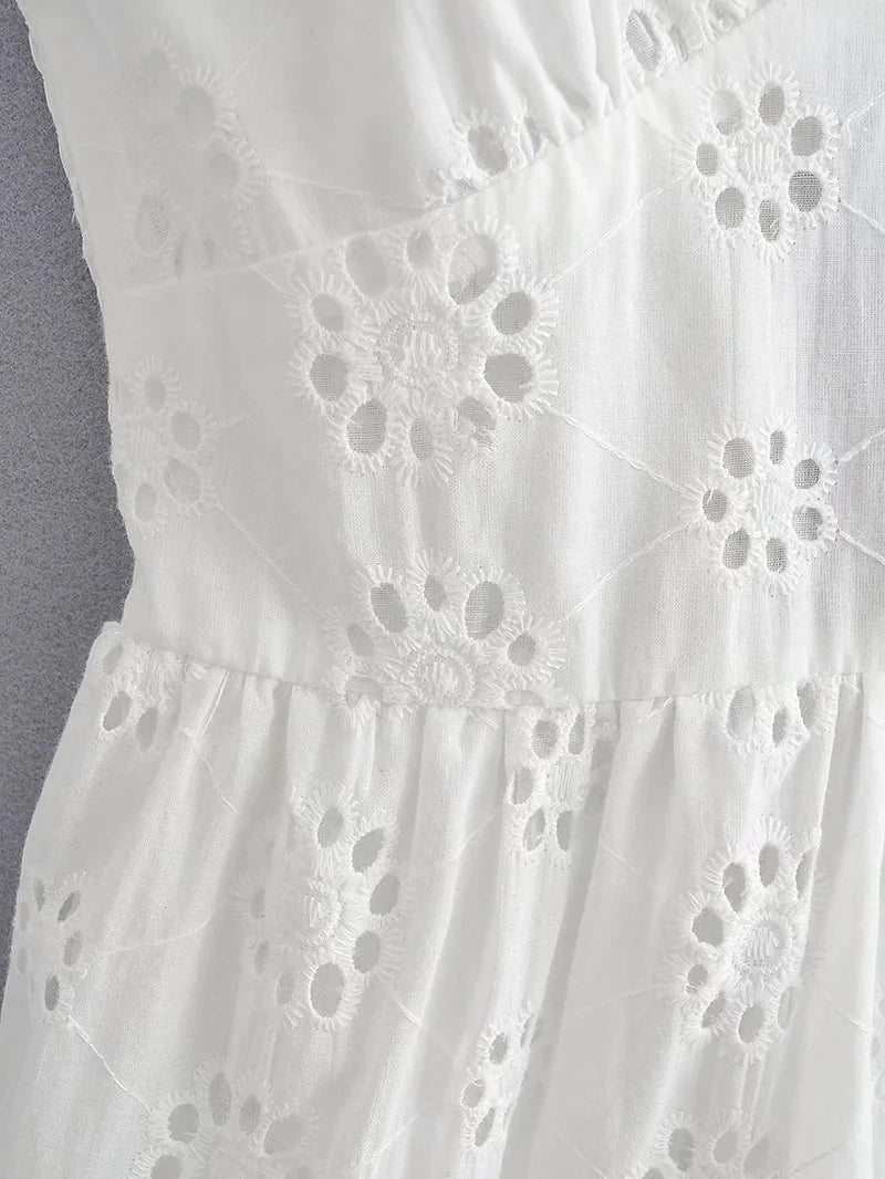 Foridol White Lace Sleeveless Summer Dress Women Hollow Out Embriodery Sundress Casual Button Beach Boho Vintage Short Dress
