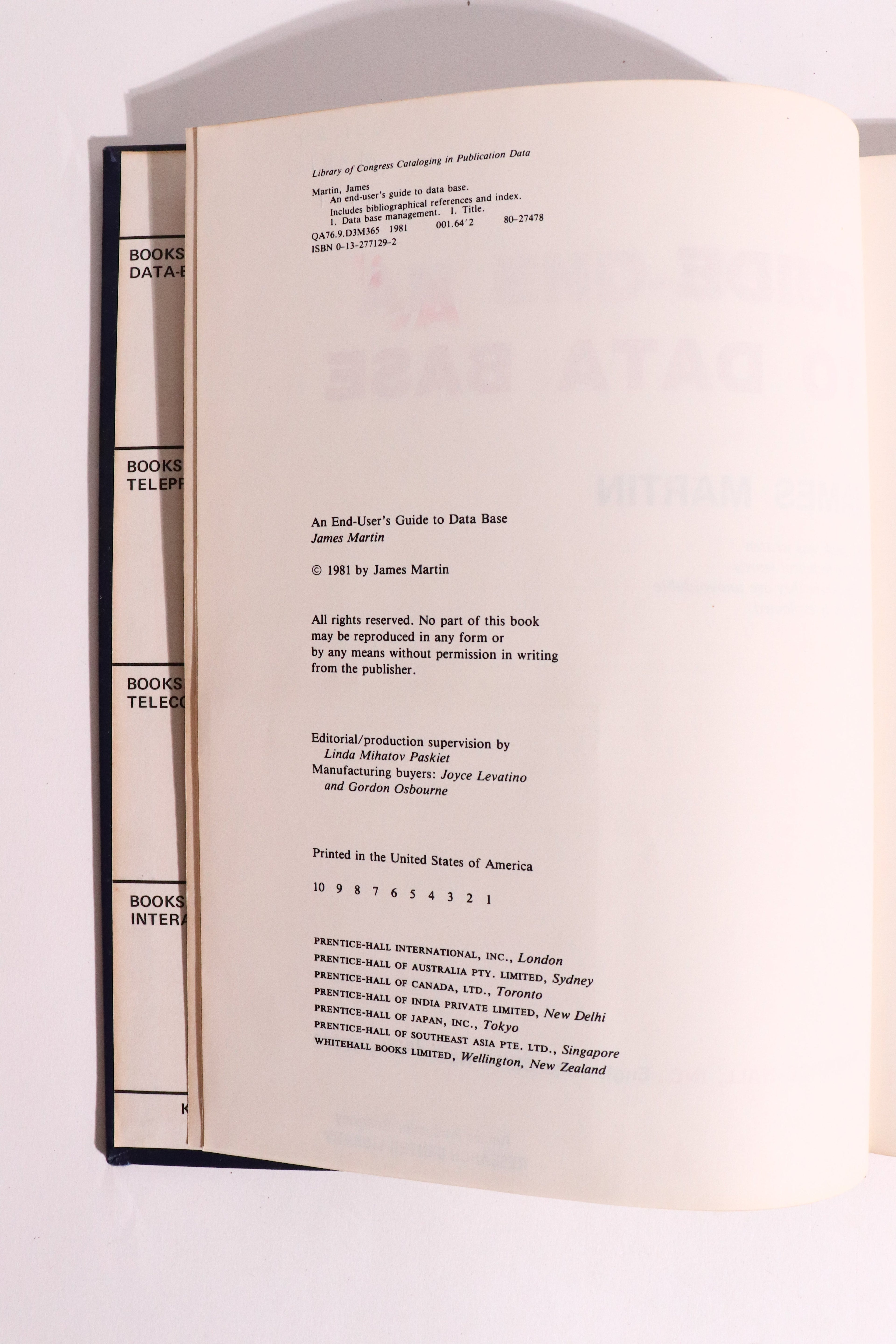 An End-User’s Guide to Data Base — James Martin, 1981 First Edition / First Printing | Vintage Computing