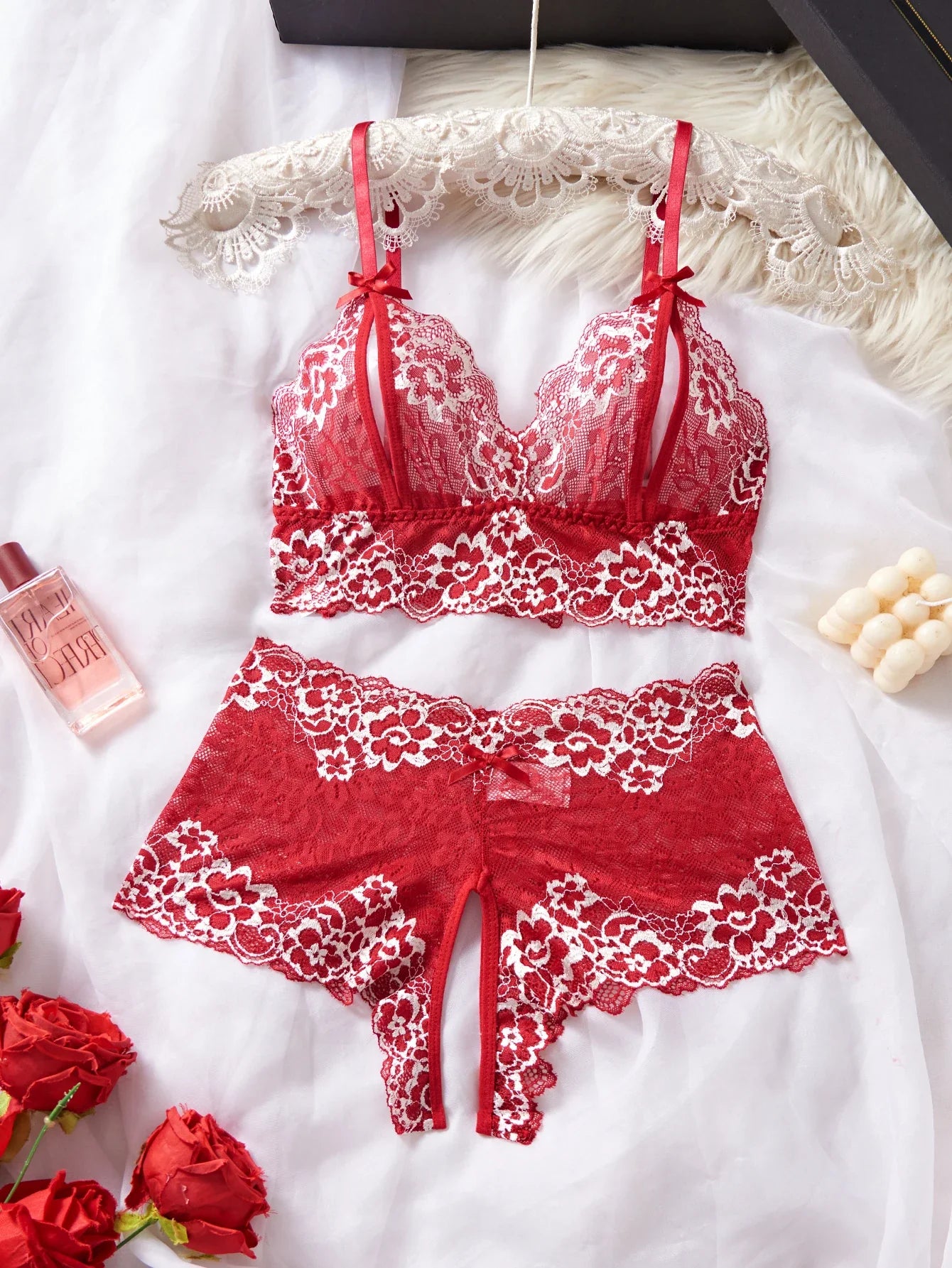 Elegant Design Open Chest Bra And Crotchless Panties Set Comfortable Fashion Underwear Suitable For All Occasions Valentine Gift