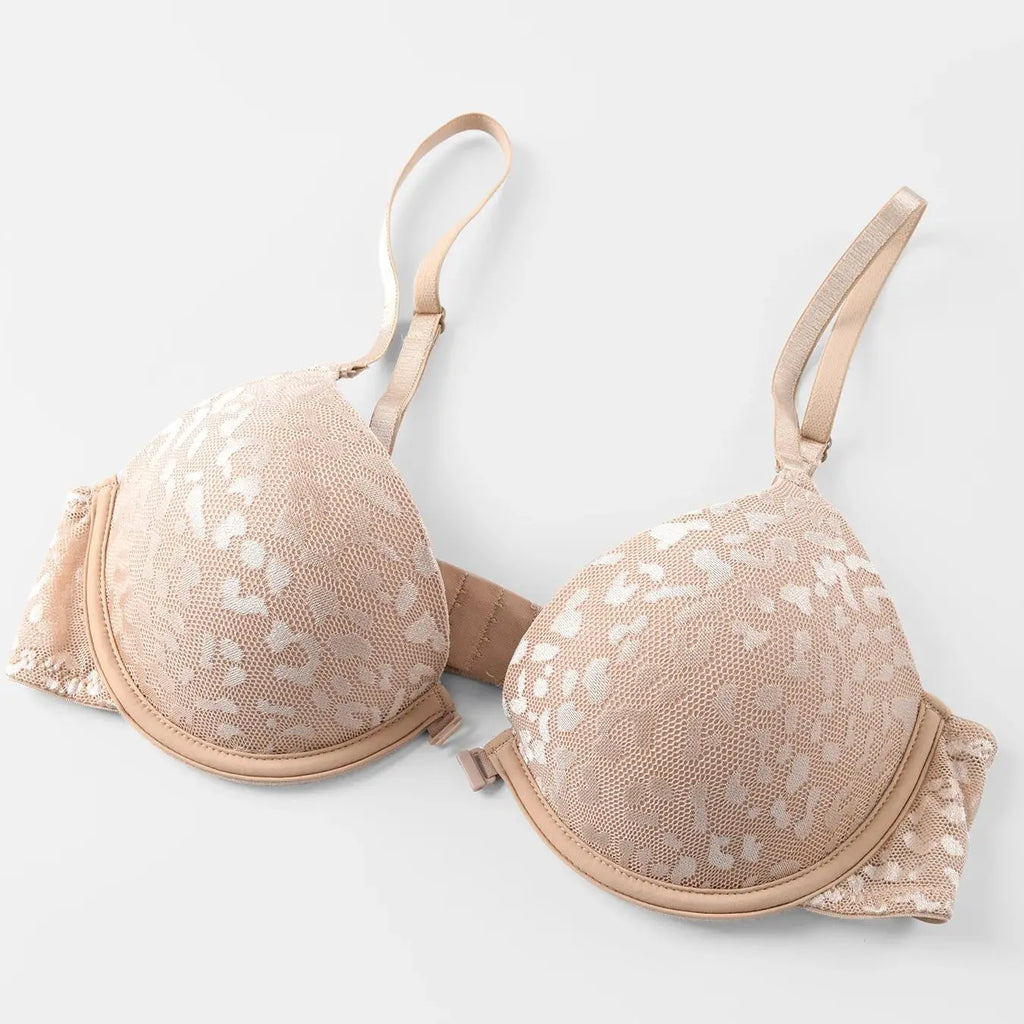 Women's Sexy Front Closure Push Up Bra Seamless Smooth Bra with underwire Makes Chest Look Smaller Lingerie beige