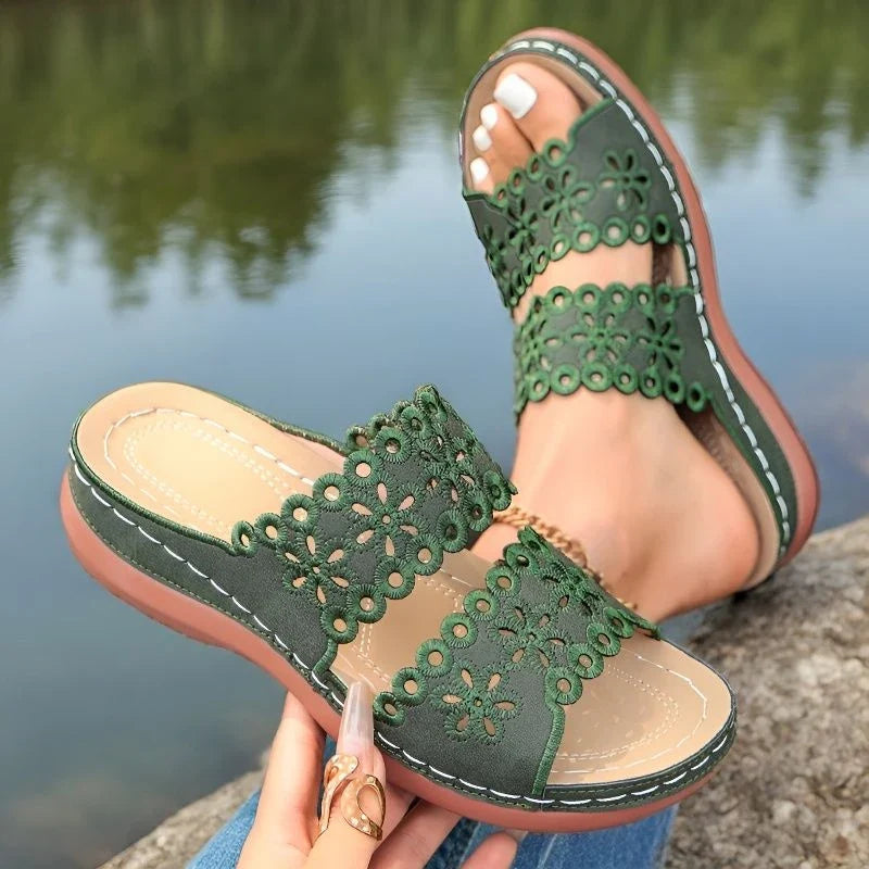 Vinatge Hollow Out Platform Sandals Women Lightweight Plus Size Wedges Sandles Woman Comfortable Thick Sole Casual Sandalias 43