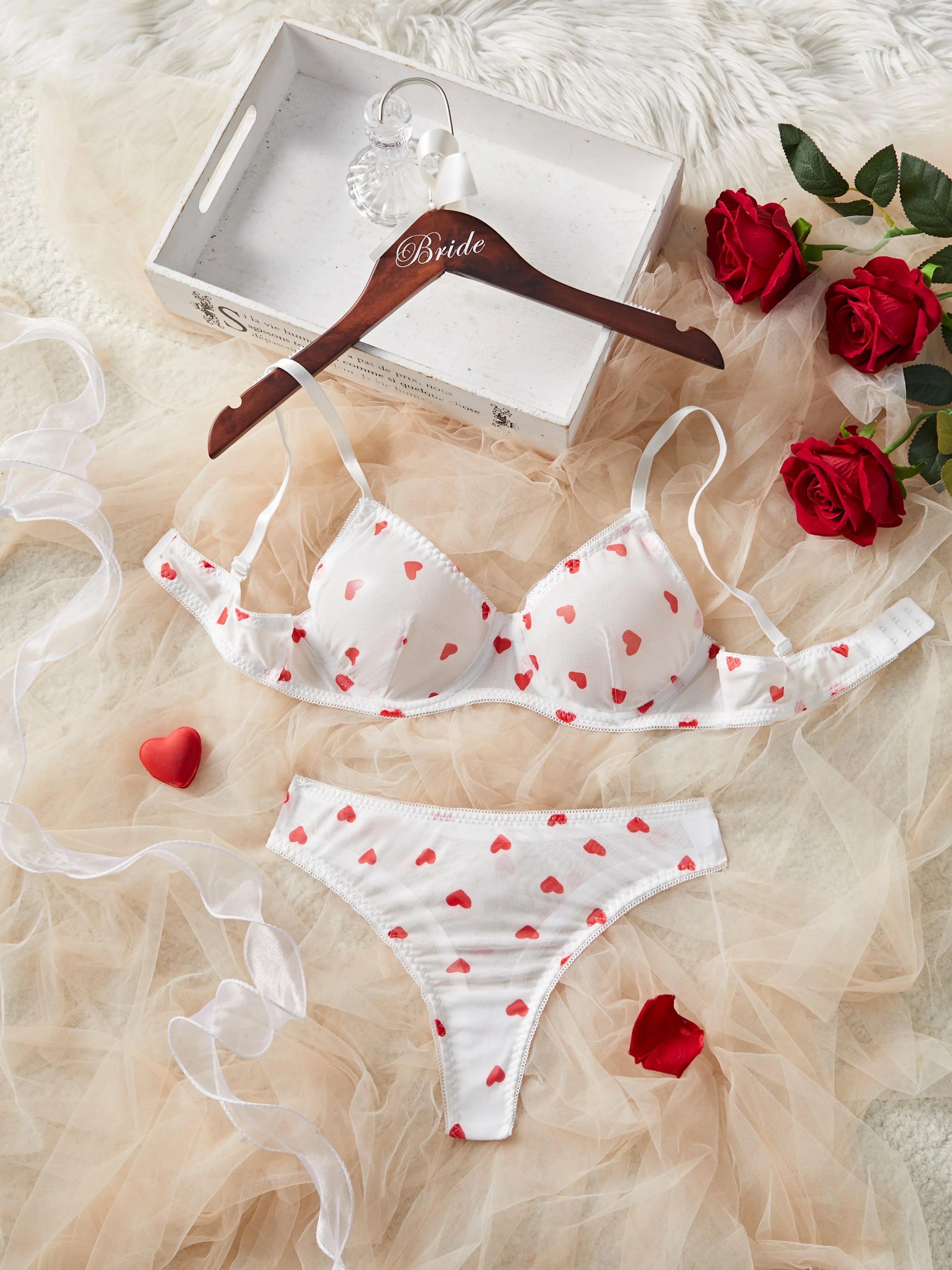 Sexy Alluring Romantic Lace Thin Straps Bra And Briefs Set With Adjustable Back Comfort Underwear For Women Daily Wear