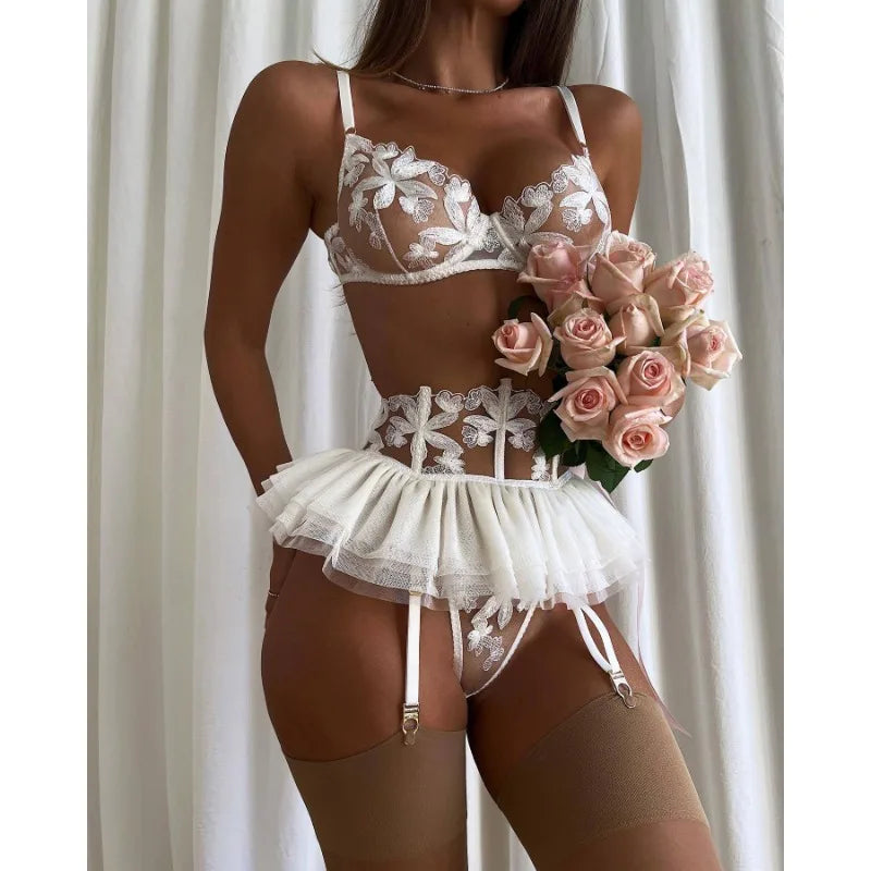 Toucheart 3 Piece Set Lingerie Garter Sets Lingerie For Woman Sexy Mini Skirt See-Through Embroidered Bra Erotic Underwear New