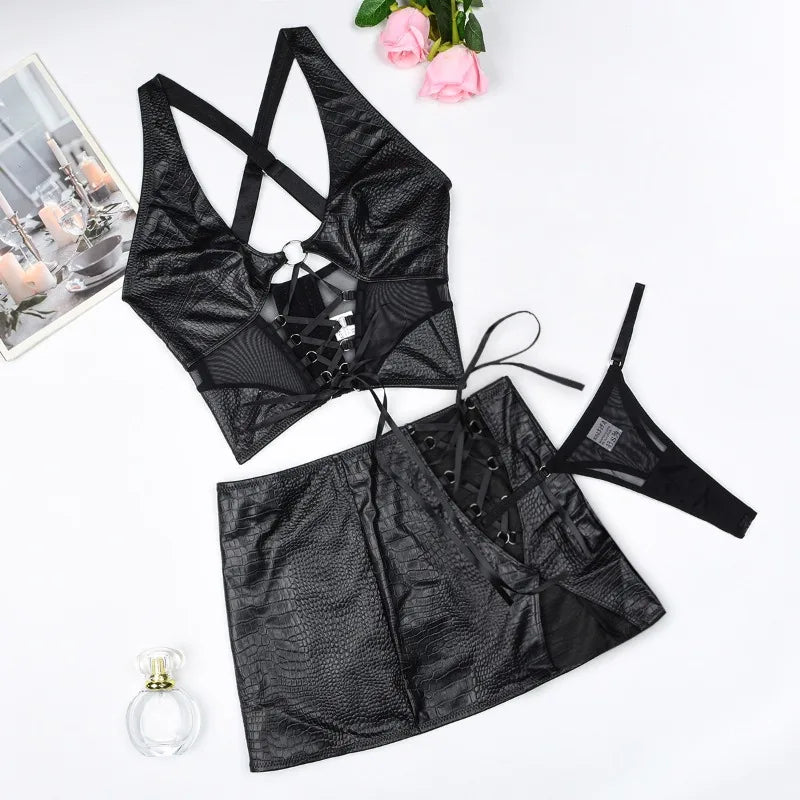 Toucheart Erotic Lingerie New High-quality Leather and Fabric Spliced mesh Sexy Strap Cross Halter Neck Sexy Hot Underwear Set