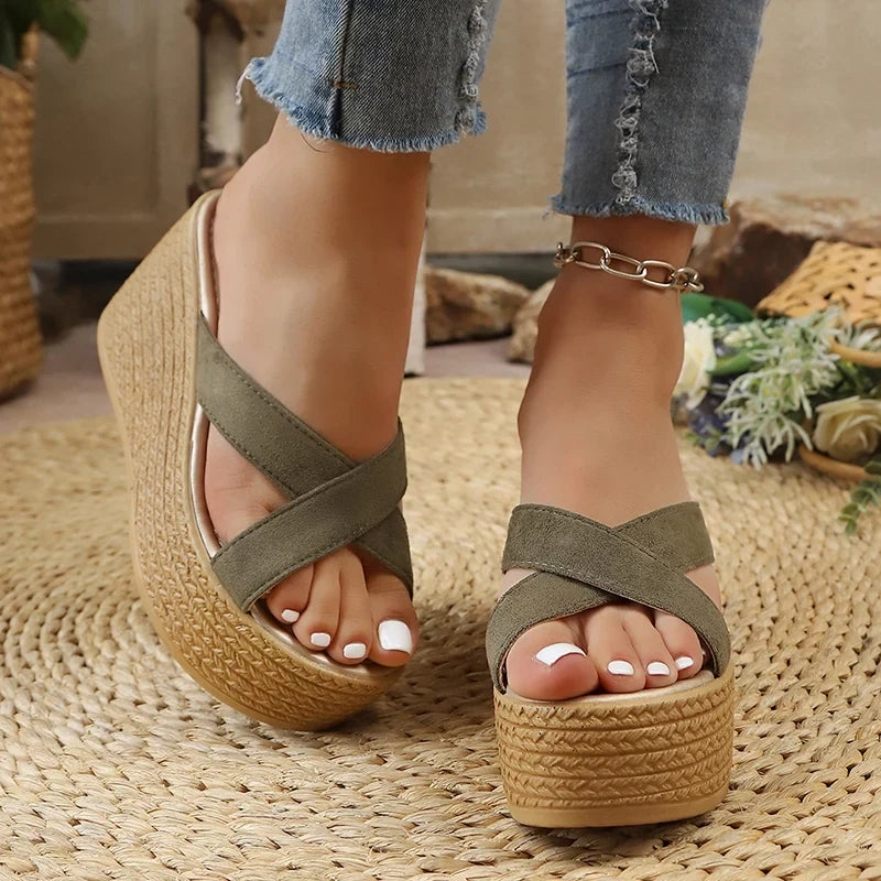 2026 Wedges Slippers Women Summer Plus Size 43 Chunky Platform Sandals Woman Comfortable Cross Strap High Heeled Sandals Female