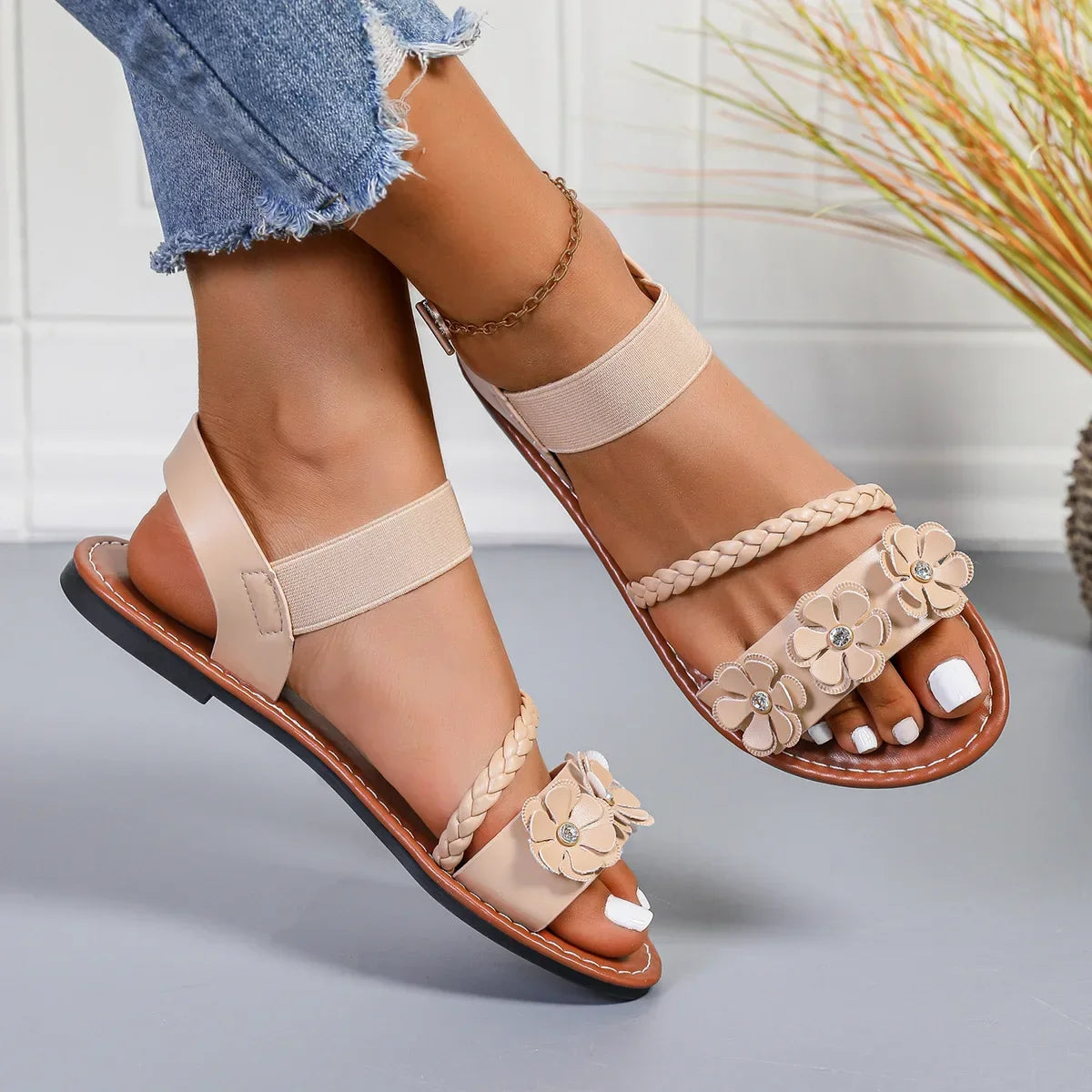 Women's Sandals  New Summer Casual Open-toed Women's Flats Fashion Floral Design Casual Comfortable Women's Sandals