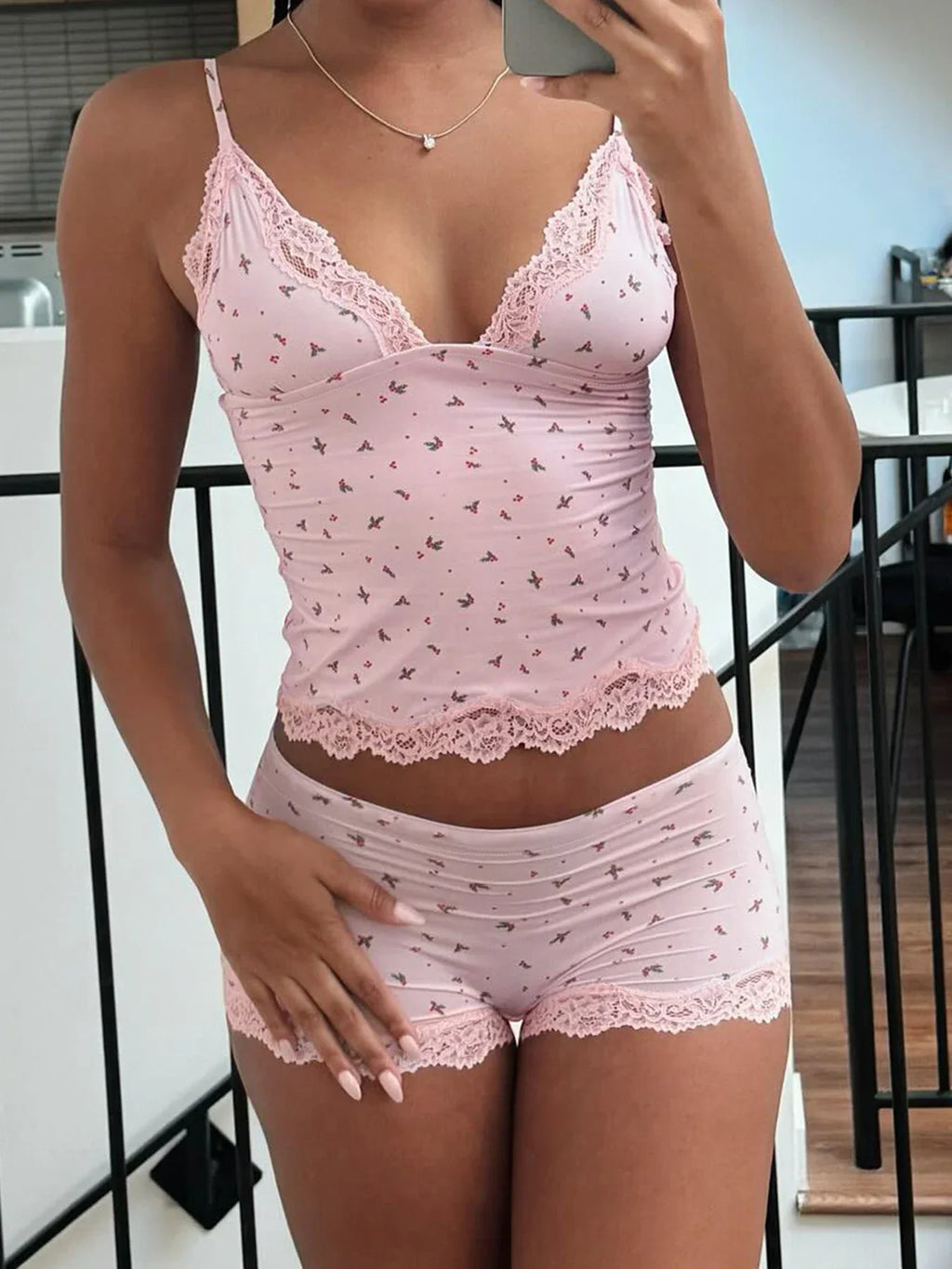 Women Two-pieces Pajamas Set Pink Floral Lace Patchwork Sleepwear Sleeveless Camisoles and Slim Cute Shorts Loungewear