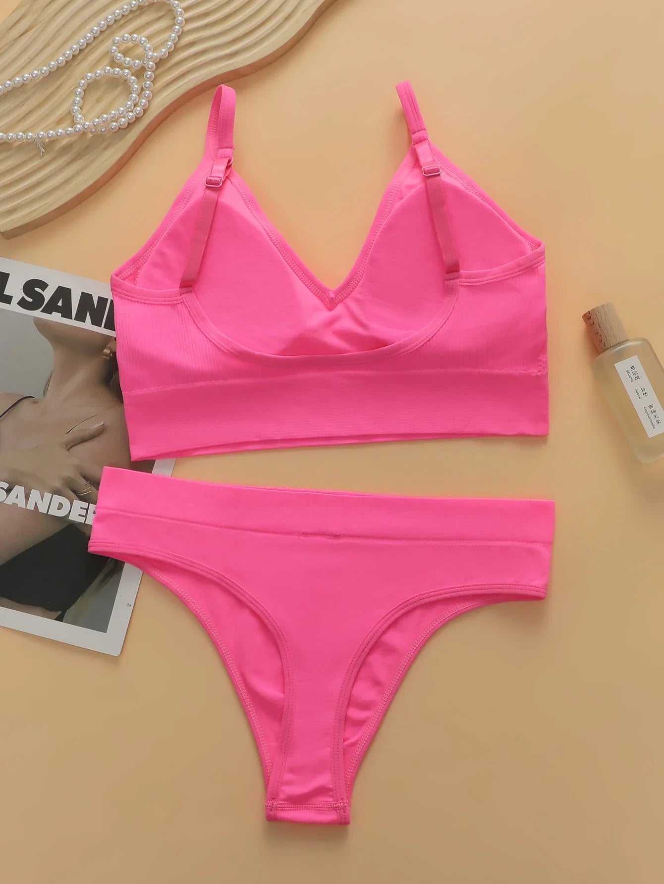 Ladies' Pink Underwire Triangle Cup Bra Seamless Underwear Triangle Underwear Set Z415