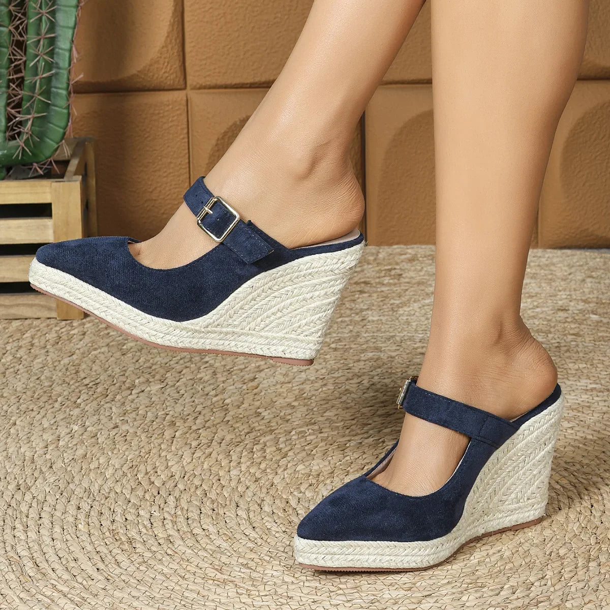 2025 Women's Sandals Spring Pointed Toe Wedge Heel Shoes Thick Soled High Heel Hollow Women's Shoes Straw Hemp