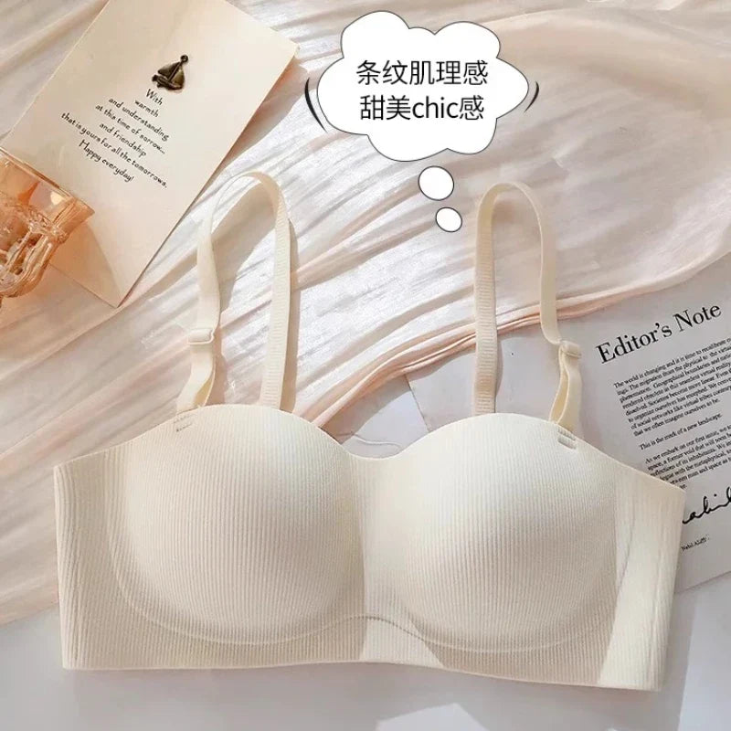 Hot Sale Japanese Style Seamless Underwear, Small Chest Gathered Push-Up Bra for Teens, Pure Sensual Wireless Bralette MOYISU