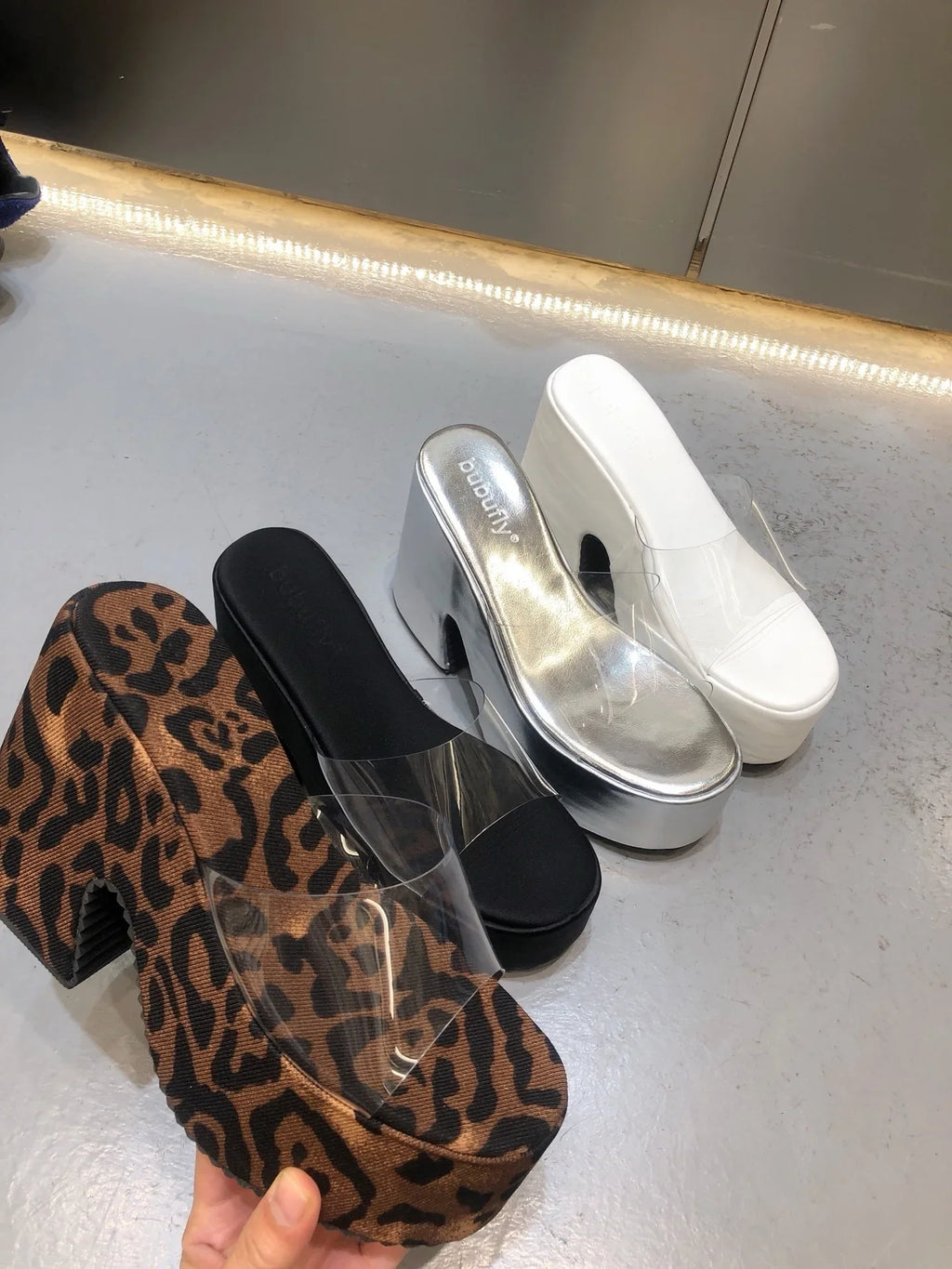 Summers Chunky Women Slippers Fashion Elegant PVC Transparent Platform Wedges Heel Slides Ladies Casual Outdoor Beach Sandalias