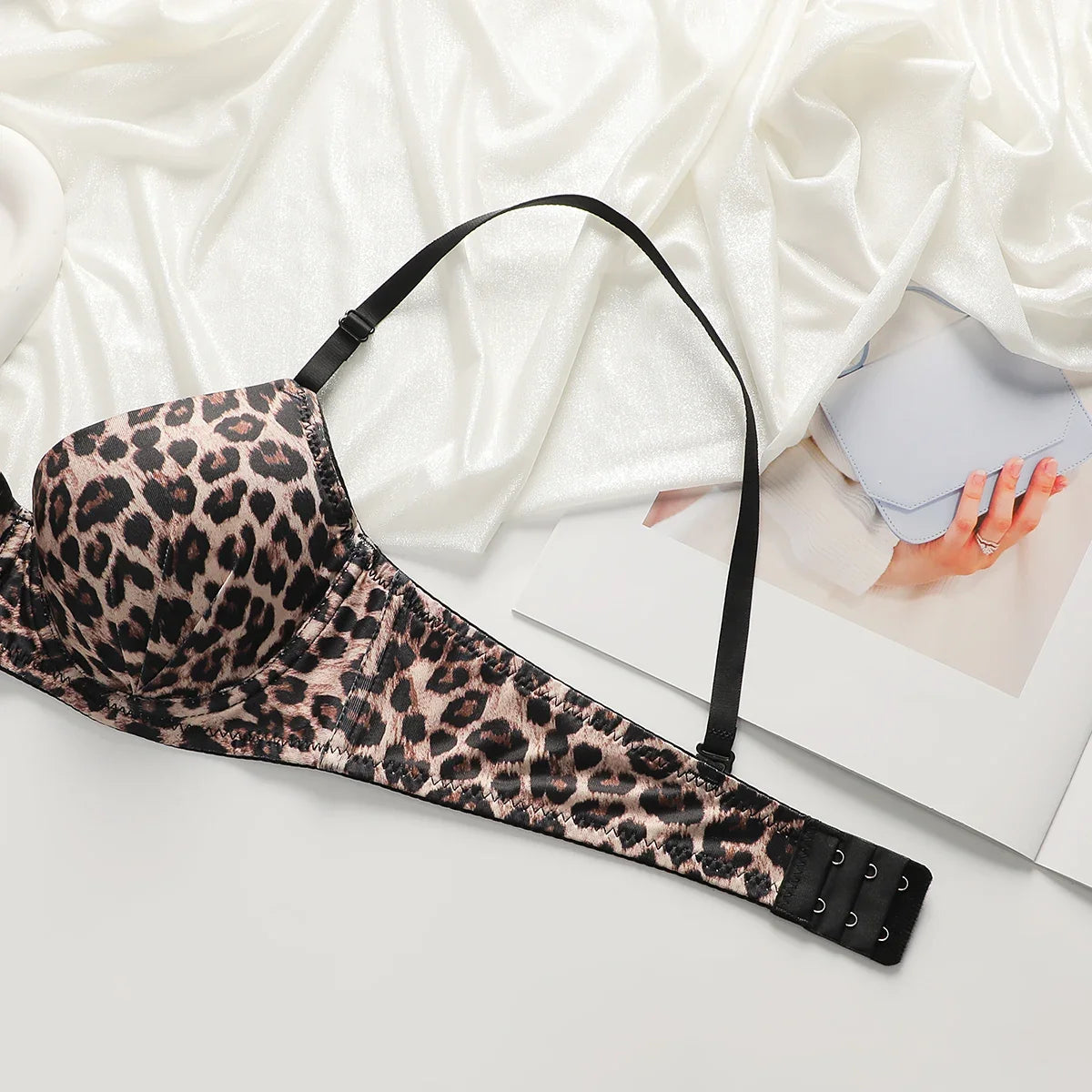 New leopard print European and American 3/4 cup lingerie paired with thong sexy women's underwear set push up bra B2087