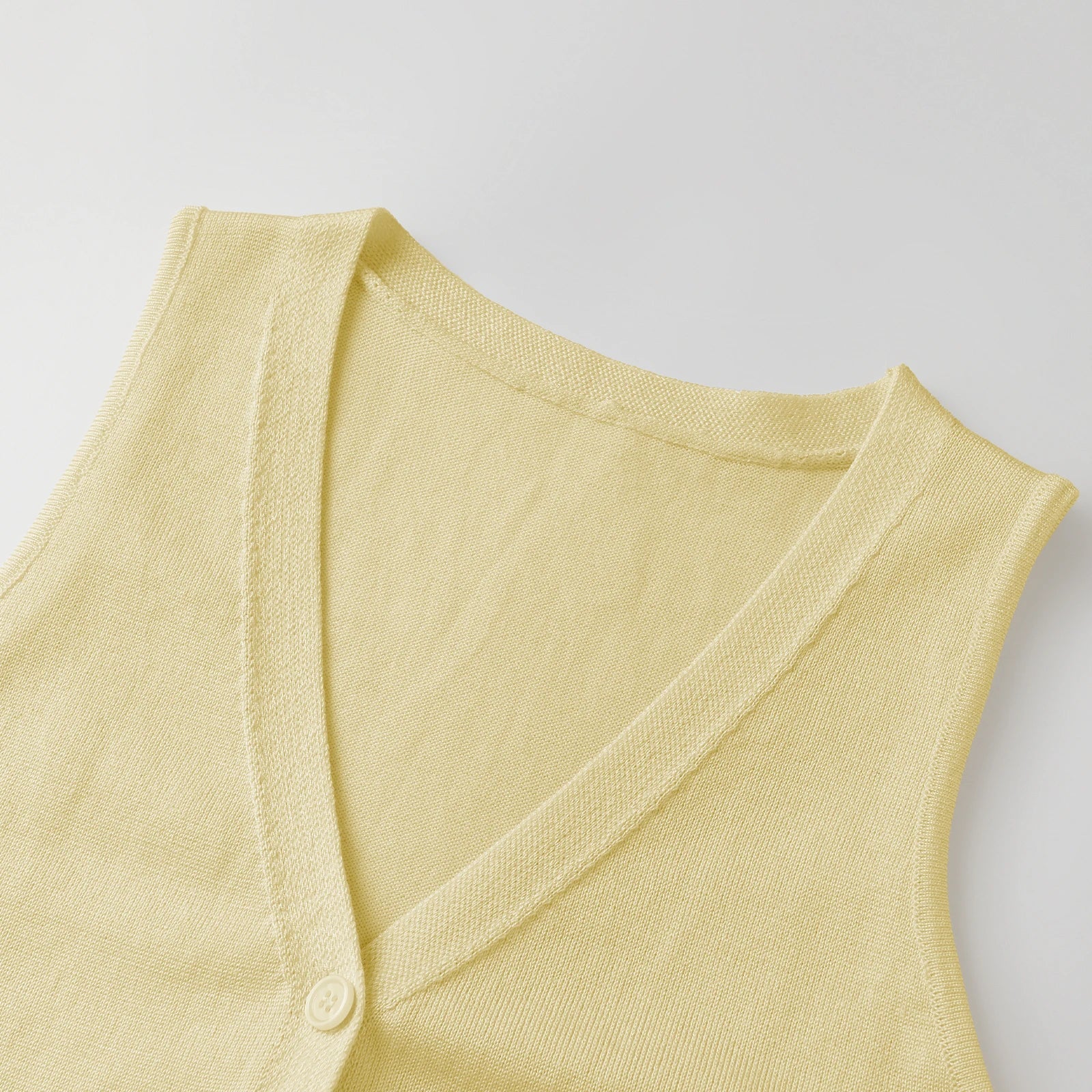 Fall Summer Knit Vest Women Elegant Sleeveless Button Vest Solid Summer Long Cardigans Tops for Casual Daily