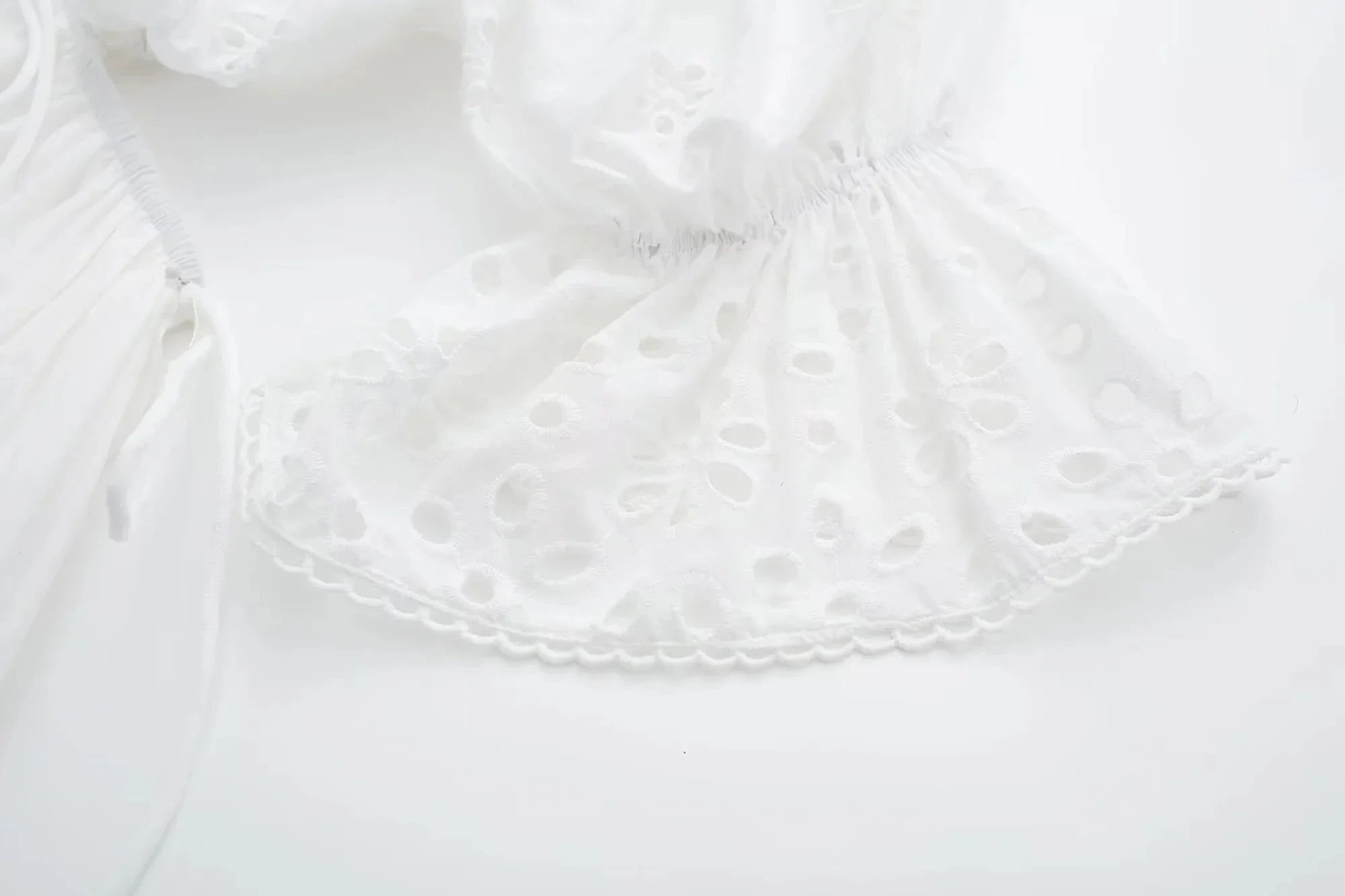 Foridol Lace Summer White Dress Women Puff Sleeve Embriodery Waist Cut Out Beach Short Sexy Cotton Dress Backless 2025 Sundress