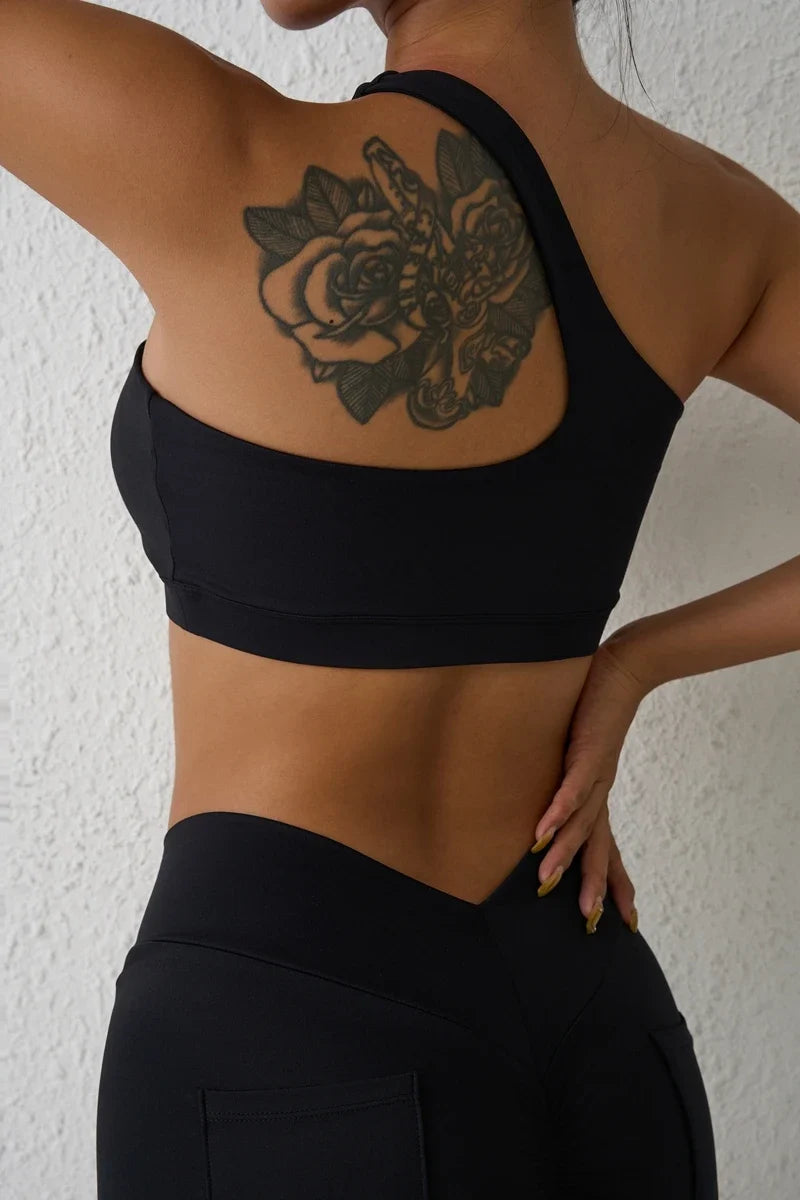 DIAS FIT JOY One-Shoulder Sexy Sports Bra Yoga Fitness Training Outwear with Detachable Beauty Back Design for Women