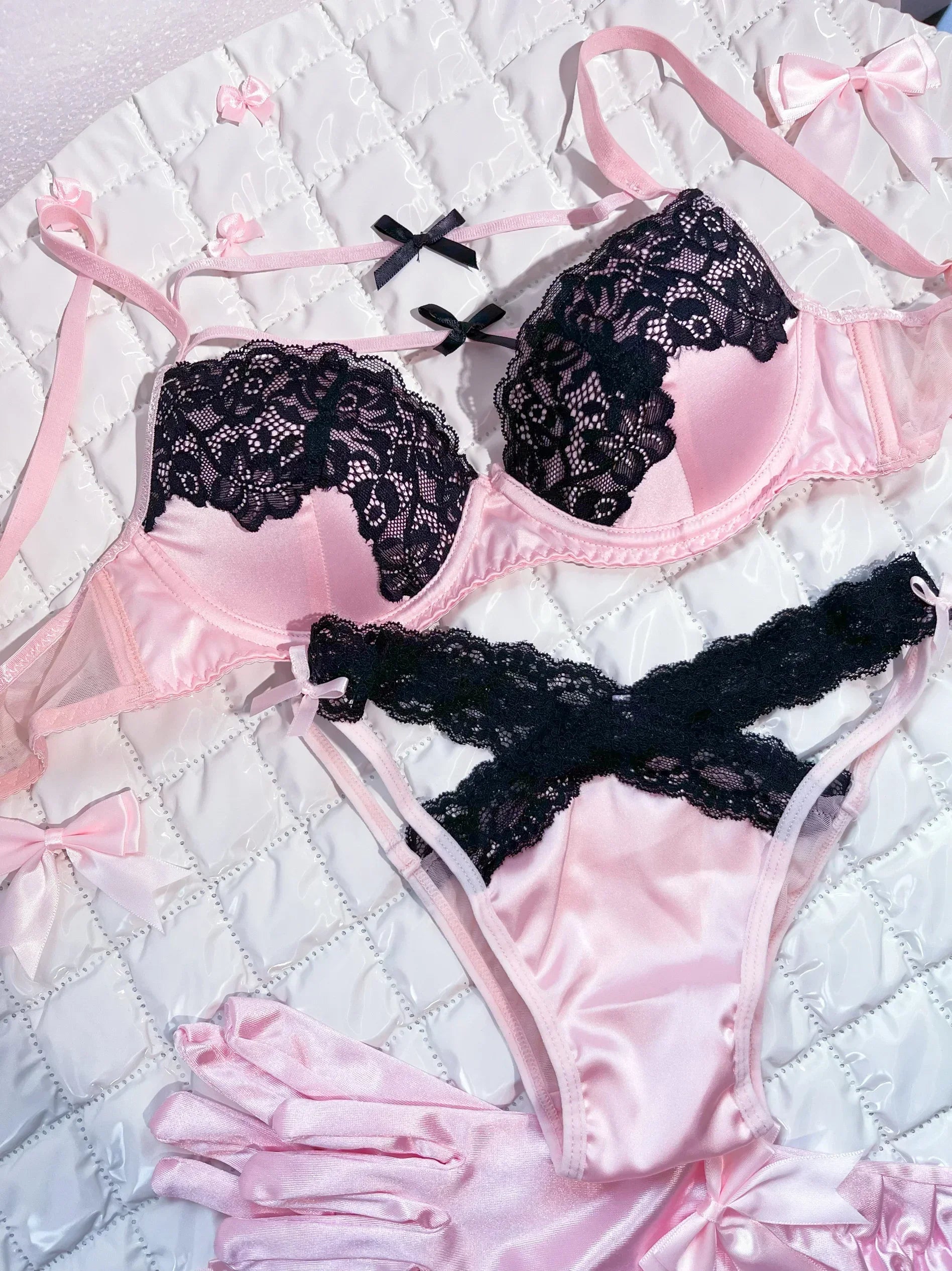 MOYISU New Release Contrast Bra Set | Demure & Sexy French Lace Bralette | Accentuates Small Chest Curves | Breathable Lingerie