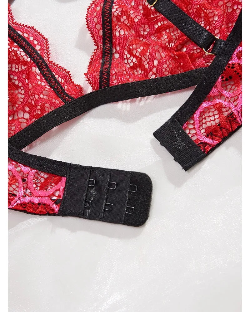 Toucheart Sexy Women's Underwear Set Embroidered Lace Chain Hollow Heavy Craftsmanship Two-piece Set High-quality Lingerie Set