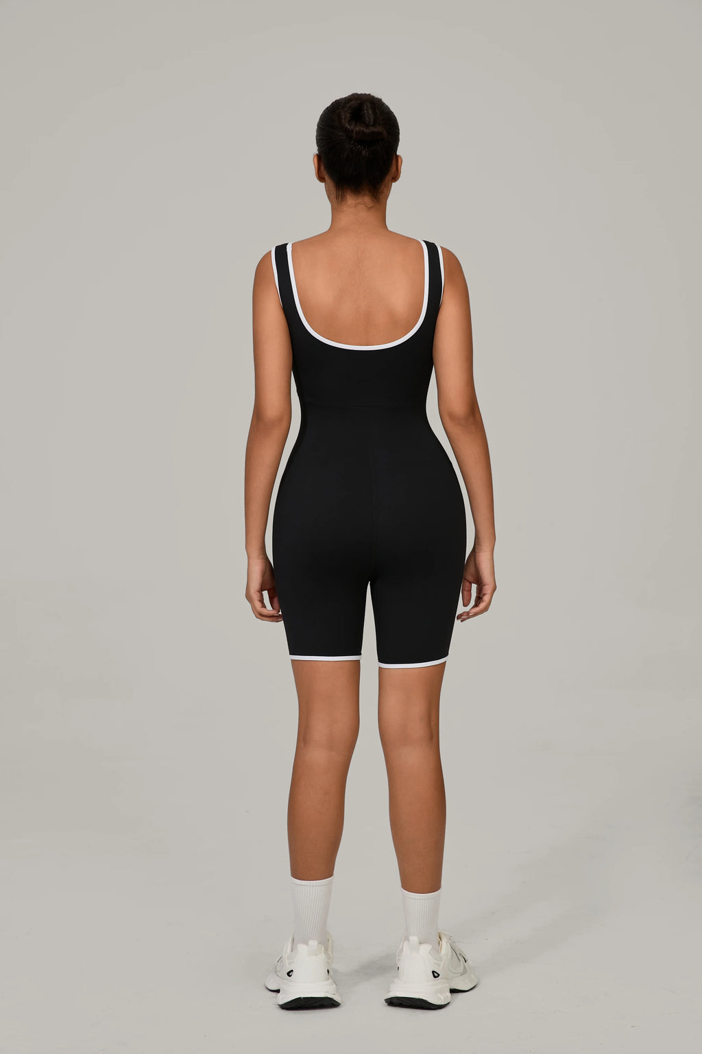 Women's Sports Jumpsuit Yoga Fitness Combination Lift Buttocks Bare Back High Elasticity Gym Sexy Sports Jumpsuit Gym Romper