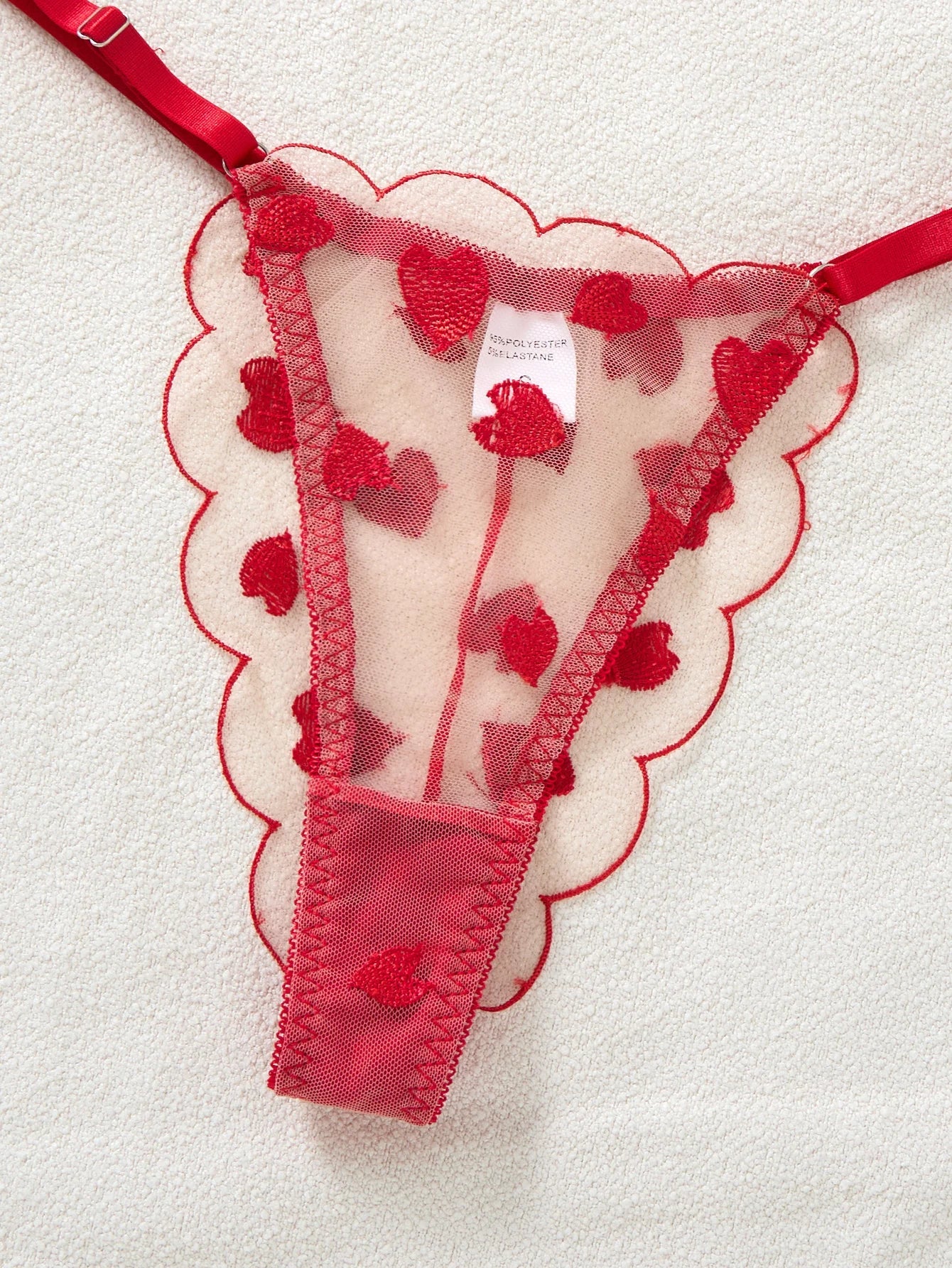Red Heart-Shaped Girl's Sweet Lace Single-Layer Sheer Embroidered Underwear, French-Style Pure Desire ZA825203