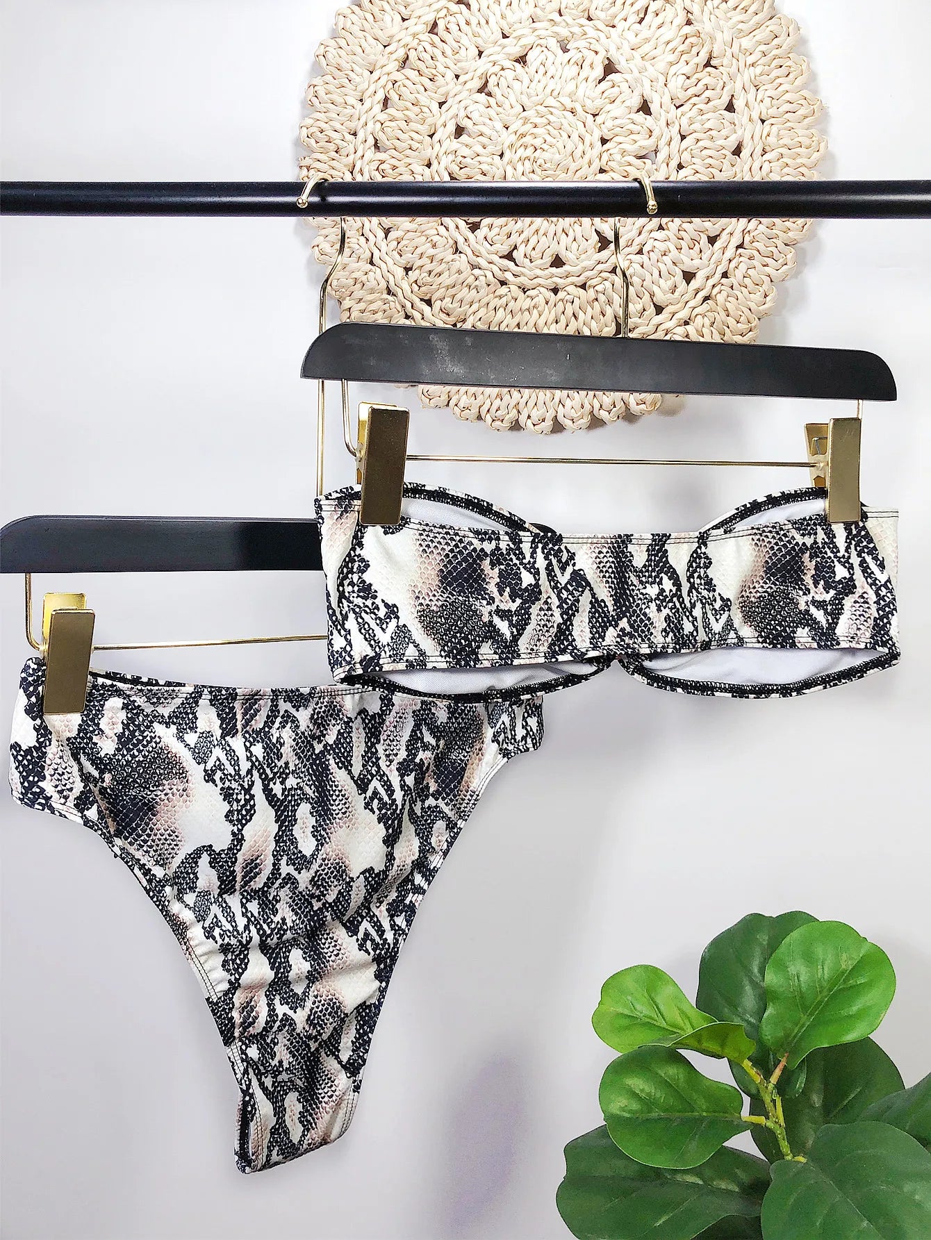 2026 Sexy Bikini Bandeau Women Snakeskin Black Swimwear Swimsuit Bikini Set Bathing Suit Female Belt Metal Hoop Decor Banadores