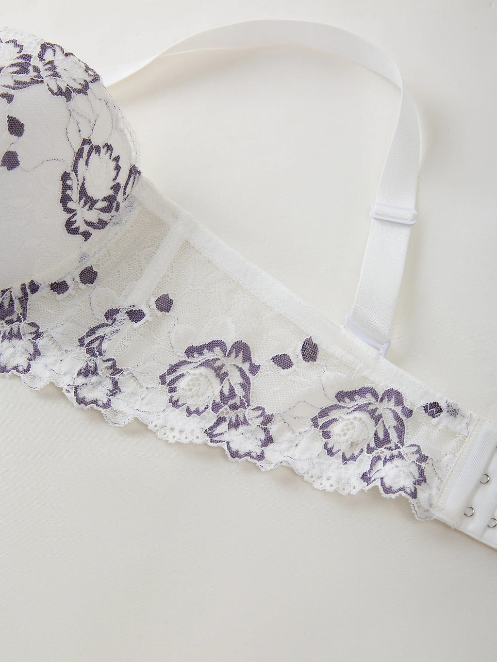 Floral Plus Size Women Bra Lace & Embroidery Push up Bra Comfort Thin Cup Underwire Support Lingerie Bra