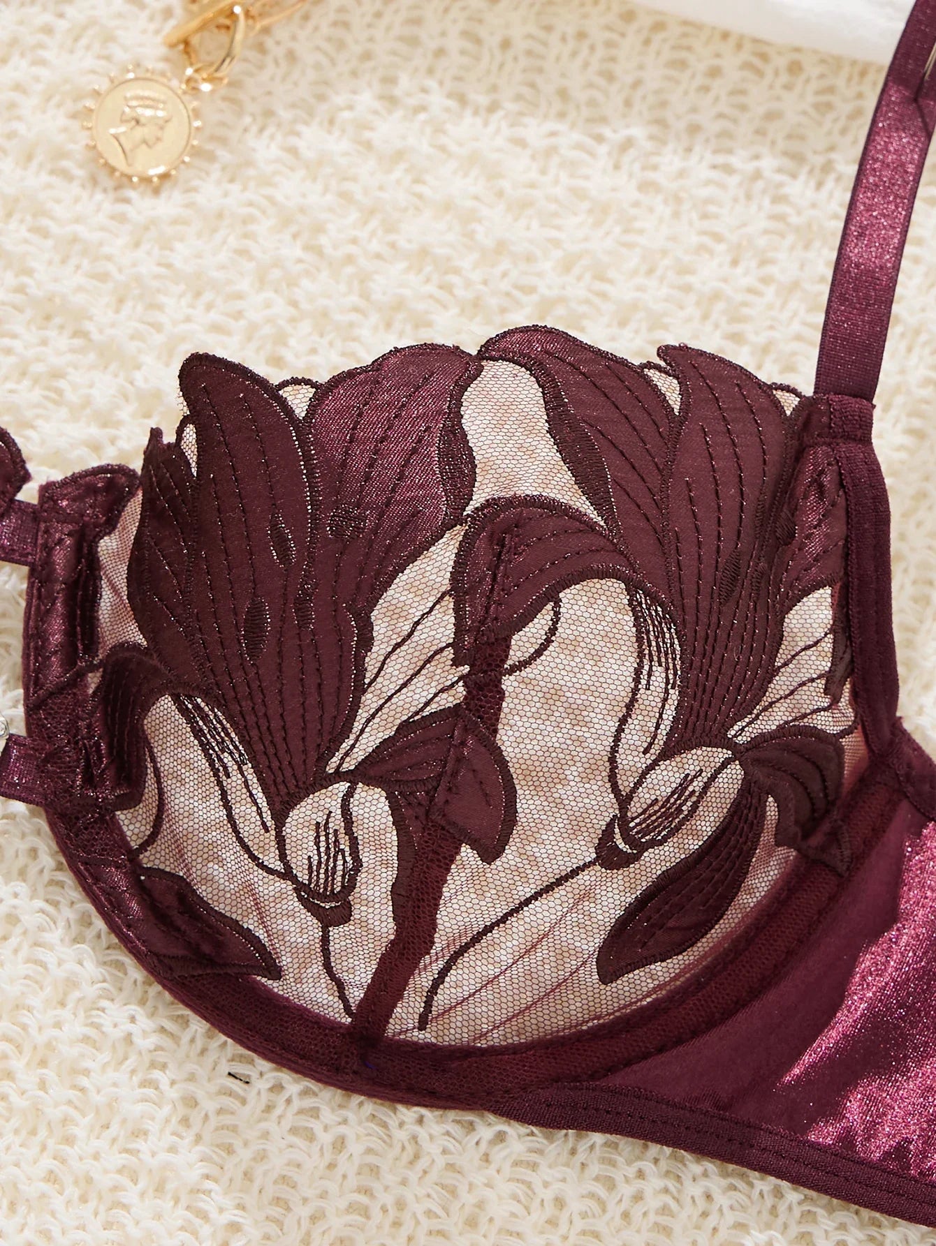 Purple French-Style Floral Embroidery Lace Lingerie Set, Sex and Soft Steel-Bra Cup Supporting Bra, Valentine's Day Party ZA8240