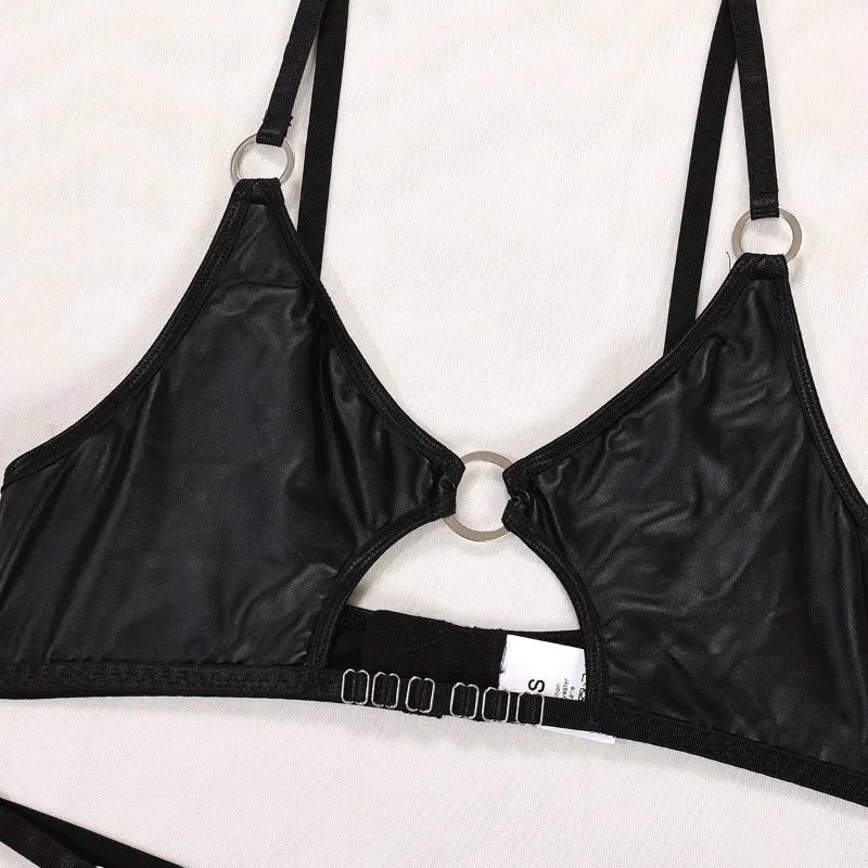 Toucheart Sexy Hollow Out Halter Chain Lingeries Bra Set Exotic Glossy Pu Leather Set Underwear For Women Bra Set Sexy Lingerie