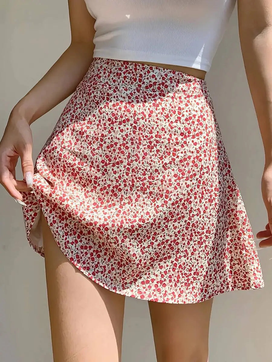 2026 Summer New Retro Vacation Style Small Floral Half Skirt High Waisted Wrap Buttocks Elegant Sweet Slim Short Skirt 06AH