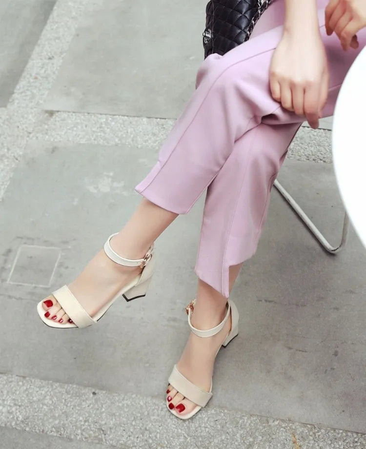 Women Sandals New Summer Fashion Sandals Medium High Heels Outdoor Elegant Wedding Shoes Bridal Plus Size Buckle Strap Sandals