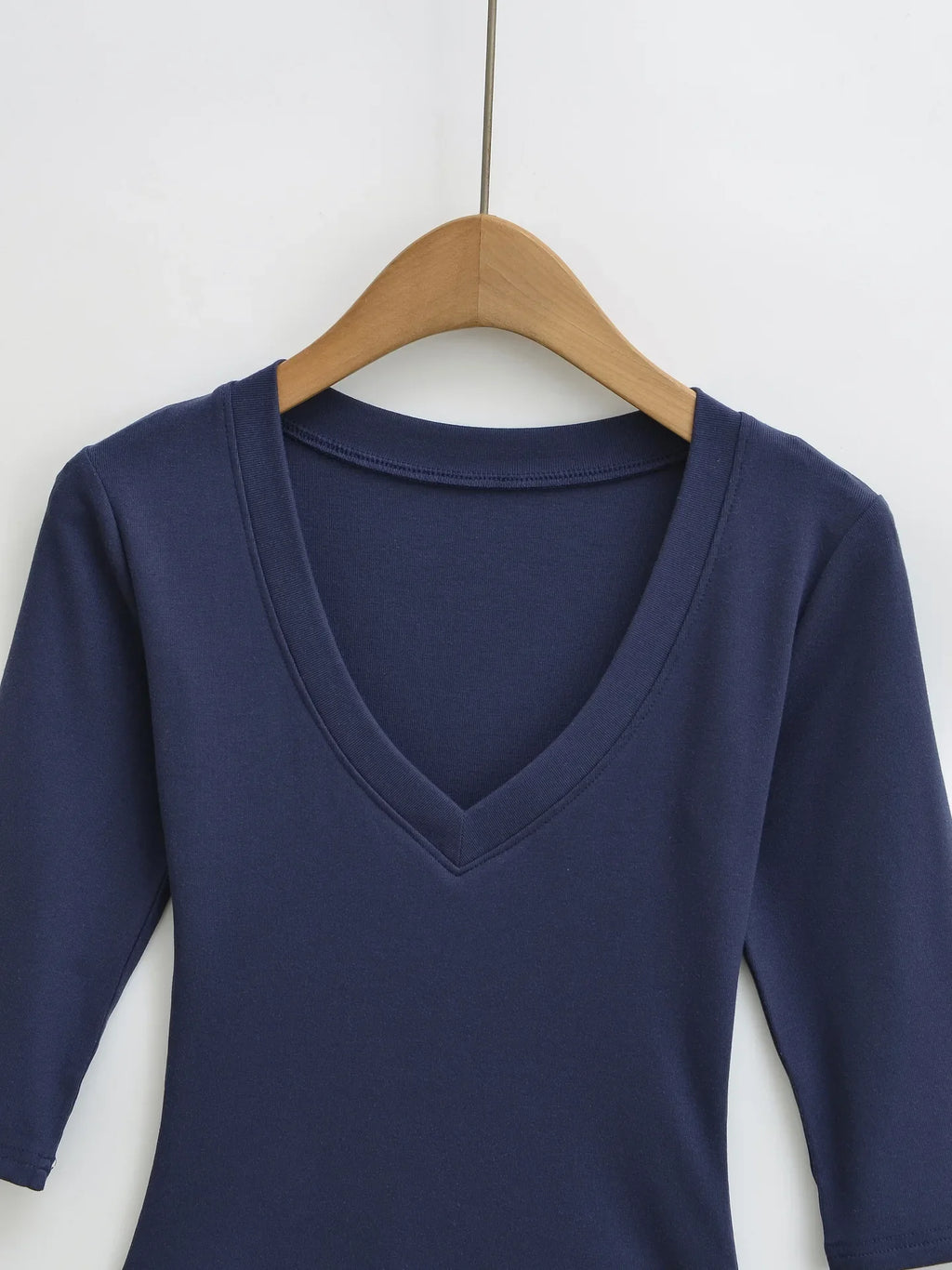 New Pure Desire Casual Style T-Shirt Hot Girl Sexy V-Neck Wool Lyocell Stretch Slim Fit Mid-Sleeve Solid Color Thin T-Shirt WLOC