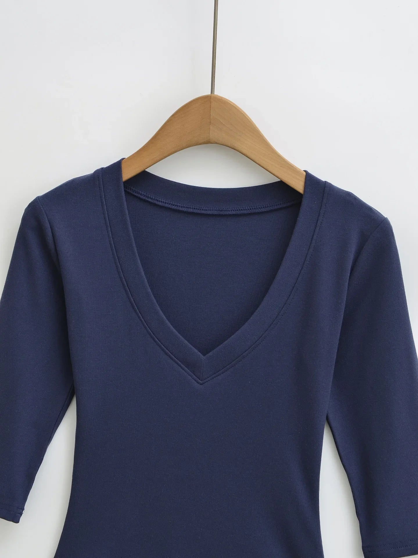 New Pure Desire Casual Style T-Shirt Hot Girl Sexy V-Neck Wool Lyocell Stretch Slim Fit Mid-Sleeve Solid Color Thin T-Shirt WLOC