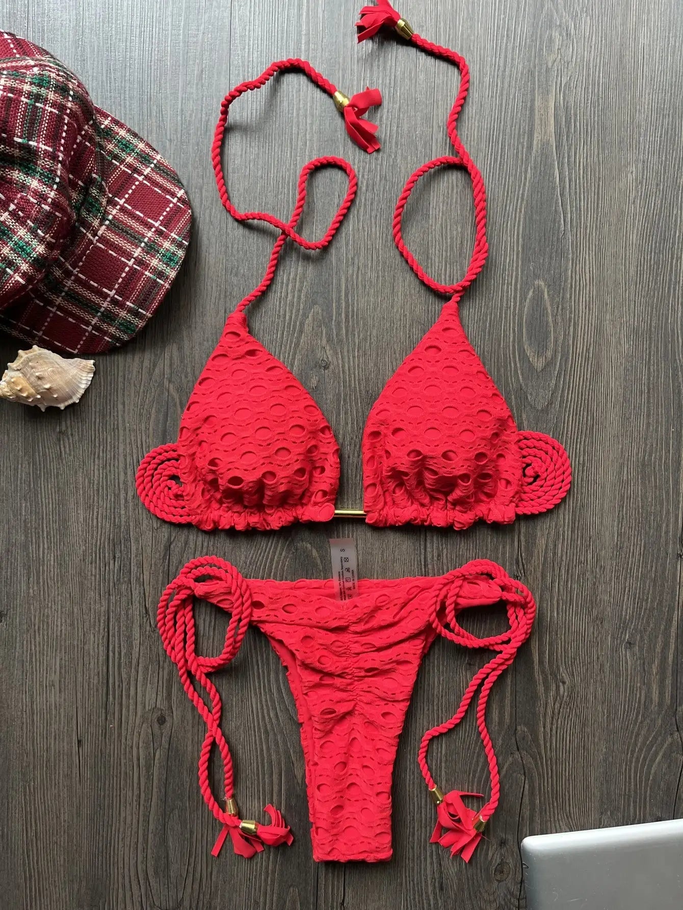 New Red Special Fabric Bikini Set Sexy Women's Hollow Fabric Split Swimsuit Summer Beach Bikini