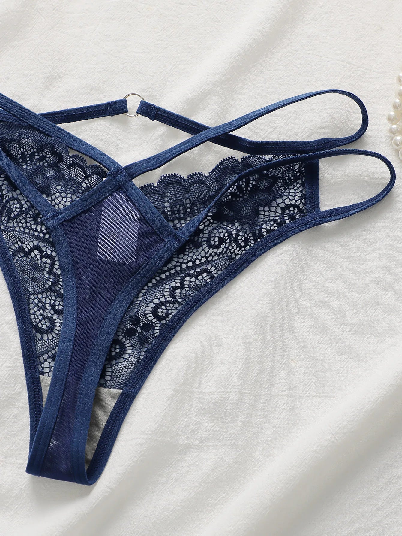 3-pack fashionable multi-color lace thong sexy Lingerie lightweight and easy to clean women's underwear C937