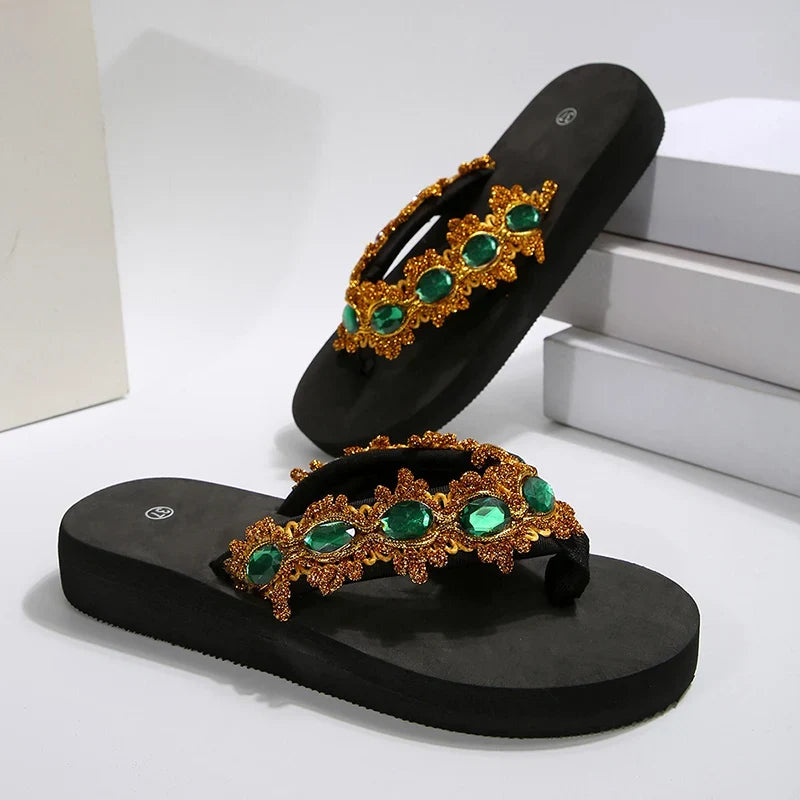 Luxury Colorful Rhinestone Flip Flops Women Fashion Weightlight Flat Slippers Woman Outdoor Non Slip Clip Toe Slides Female