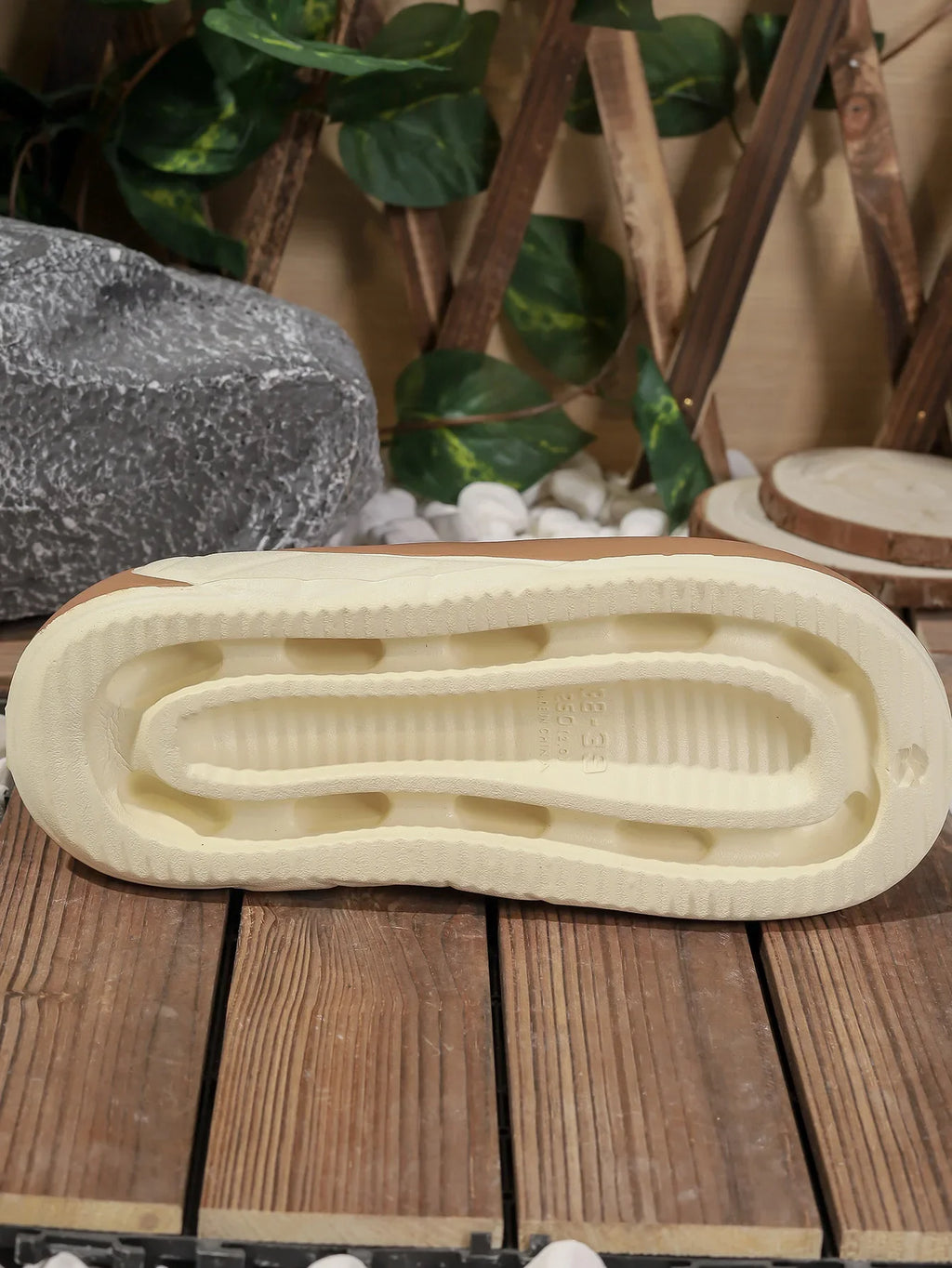 2025 Women Indoor Beach Flip Flops Summer Platform Shoes Soft EVA Girls Home Street Slippers Thick Sole Female Fashion Sandals