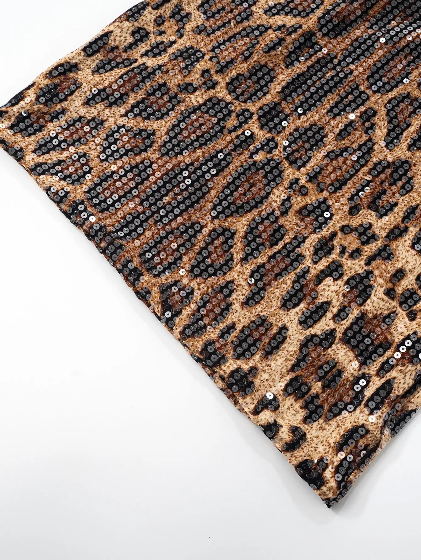 Sexy Halter Neck Off Shoulder Leopard Print Mini Dresses for Women Sleeveless Backless Sequins Skinny Party Night Club Dress