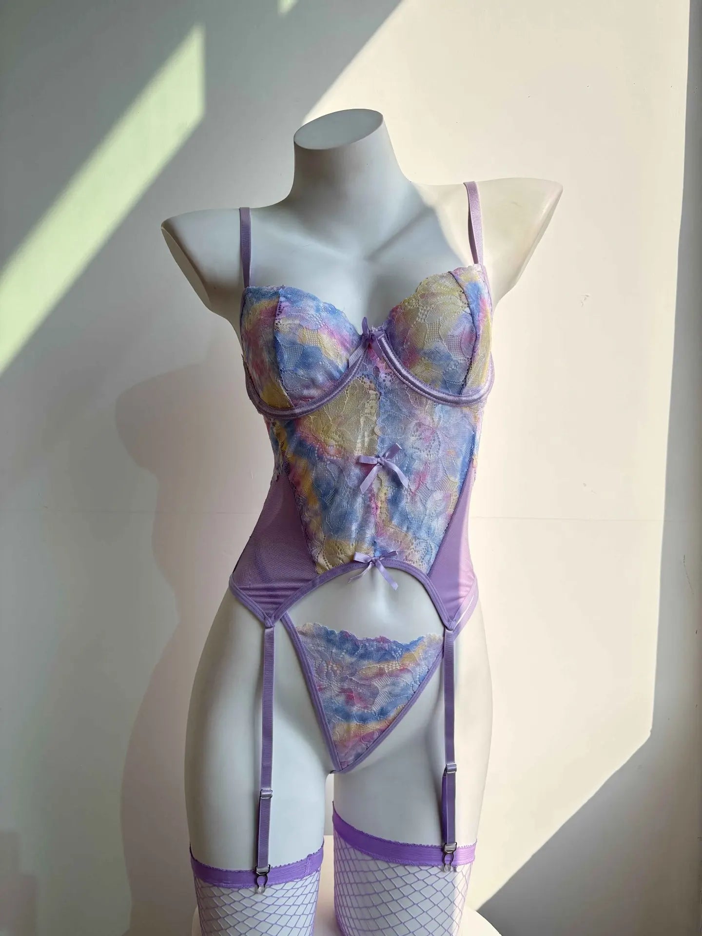 Toucheart Erotic Lingerie with Stockings See-through Color Lace Uniform Body Shaping Patchwork Intimate Seductive Underwear Set