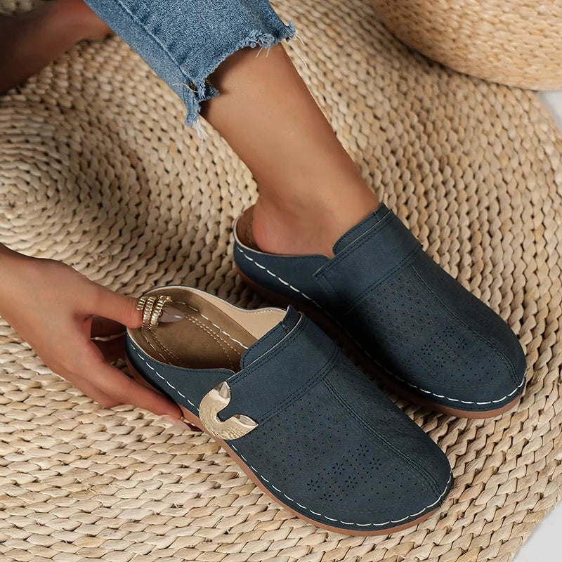Closed Toe Med Heels Slippers Women Fashion Buckle Wedge Heel Sandals Woman 2025 Summer Lightweight Casual Non-Slip Beach Shoes