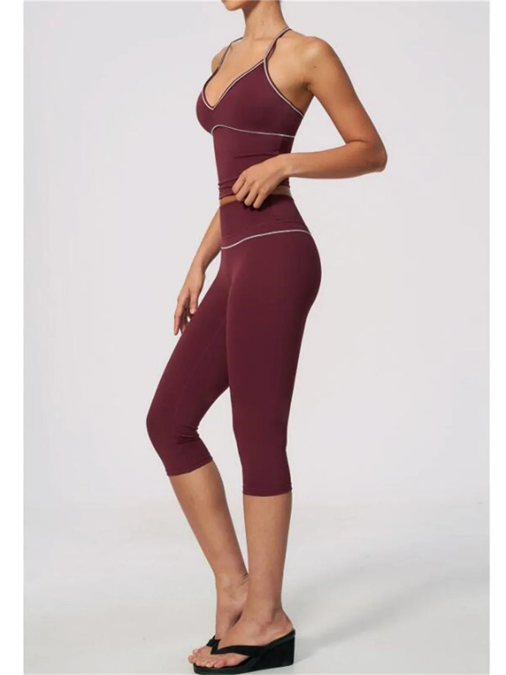 Summer Color Blocking Yoga Suit Women Tracksuit Hanging Neck V Neck Slim Sports Vest Tight Hip Lifting Capri Pants Fitness Sets
