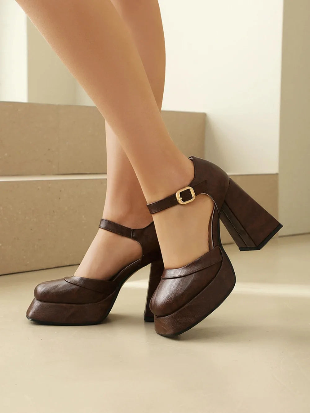 2026 New Women's Mary Janes Sandals Summer Square High Heels Fashionable Sexy Thick Soled Pumps Vintage Sandals Size 34-43