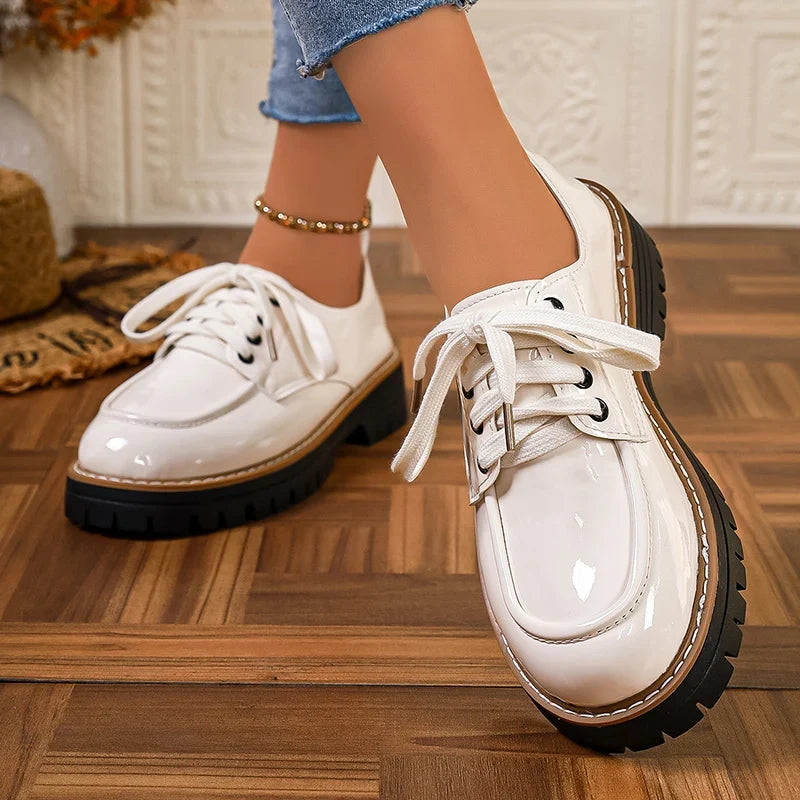 Ladies Office Oxford Shoes Fashion Lace Up Round Toe Platform Shoes Women British Style Patent Leather Student Shoes Woman 43