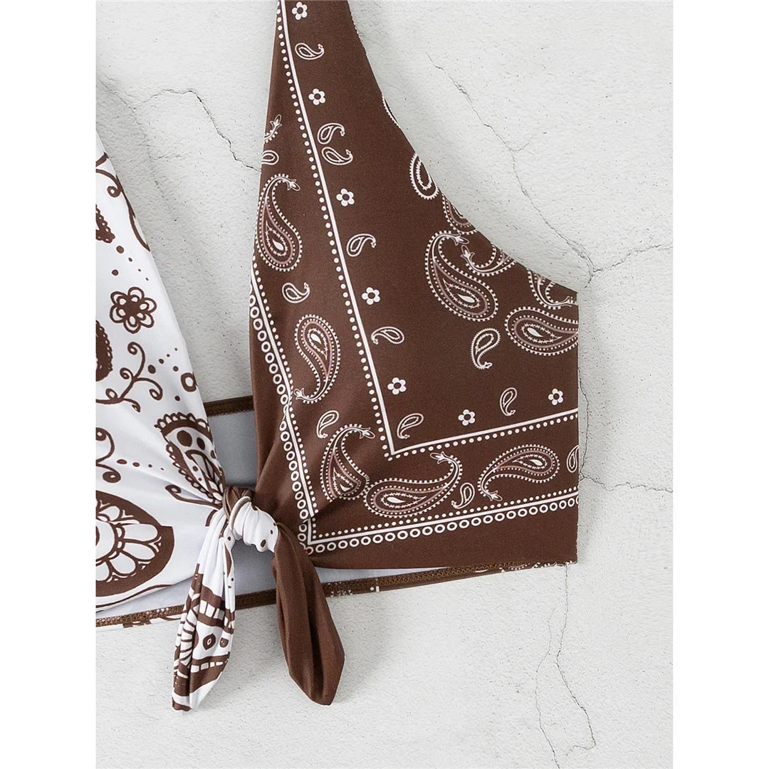 XS - L Sexy Printed Splicing Halter Knotted Bikini Top Female Swimsuit Women Swimwear Bather Bathing Suit Swim Beach Top V5817