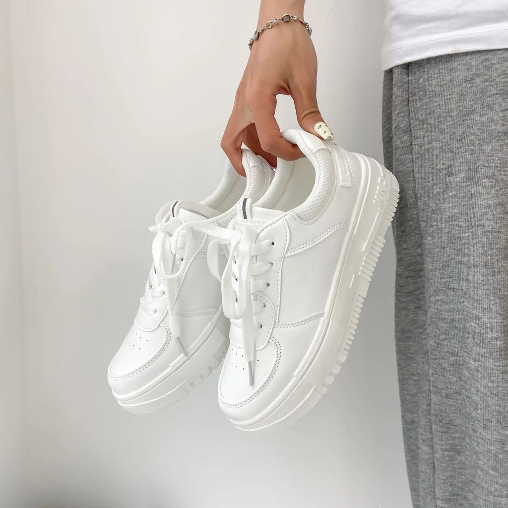 2022 Fashion Spring New Designer Hot Sale White Shoes Female Platform Sneakers Women Tenis Feminino Casual Female Shoes Woman