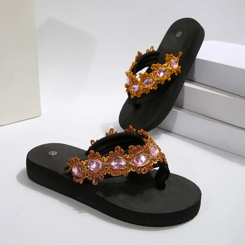 Luxury Colorful Rhinestone Flip Flops Women Fashion Weightlight Flat Slippers Woman Outdoor Non Slip Clip Toe Slides Female